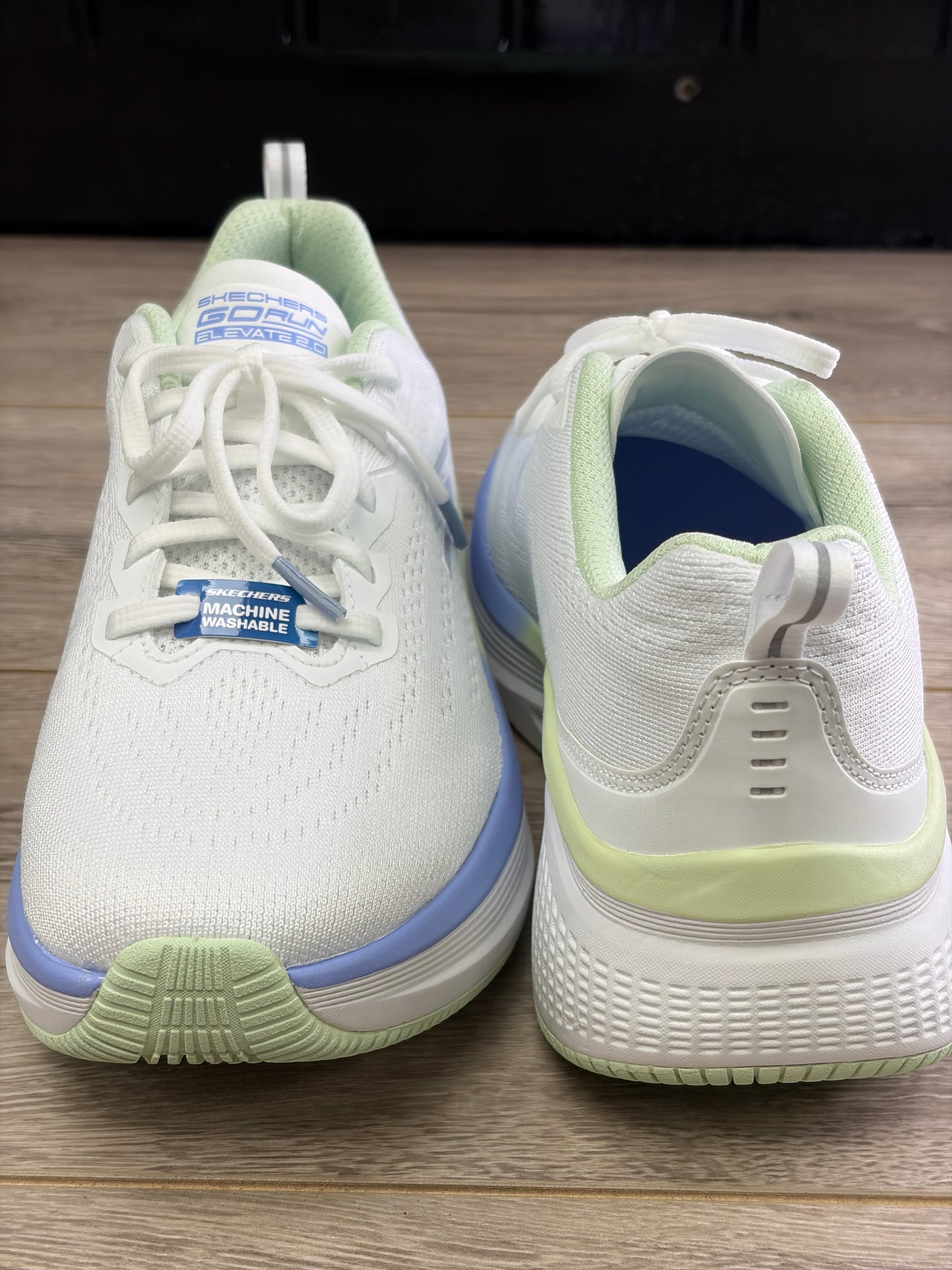 Skechers - GO RUN - White Mix Trainer