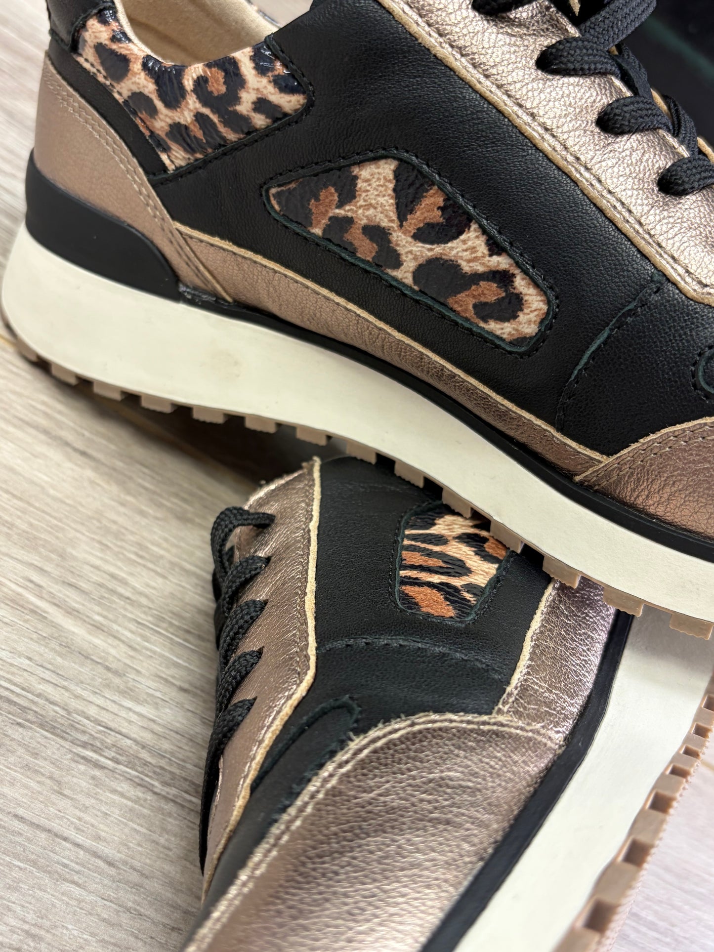 Caprice - Leopard Stylish Trainer