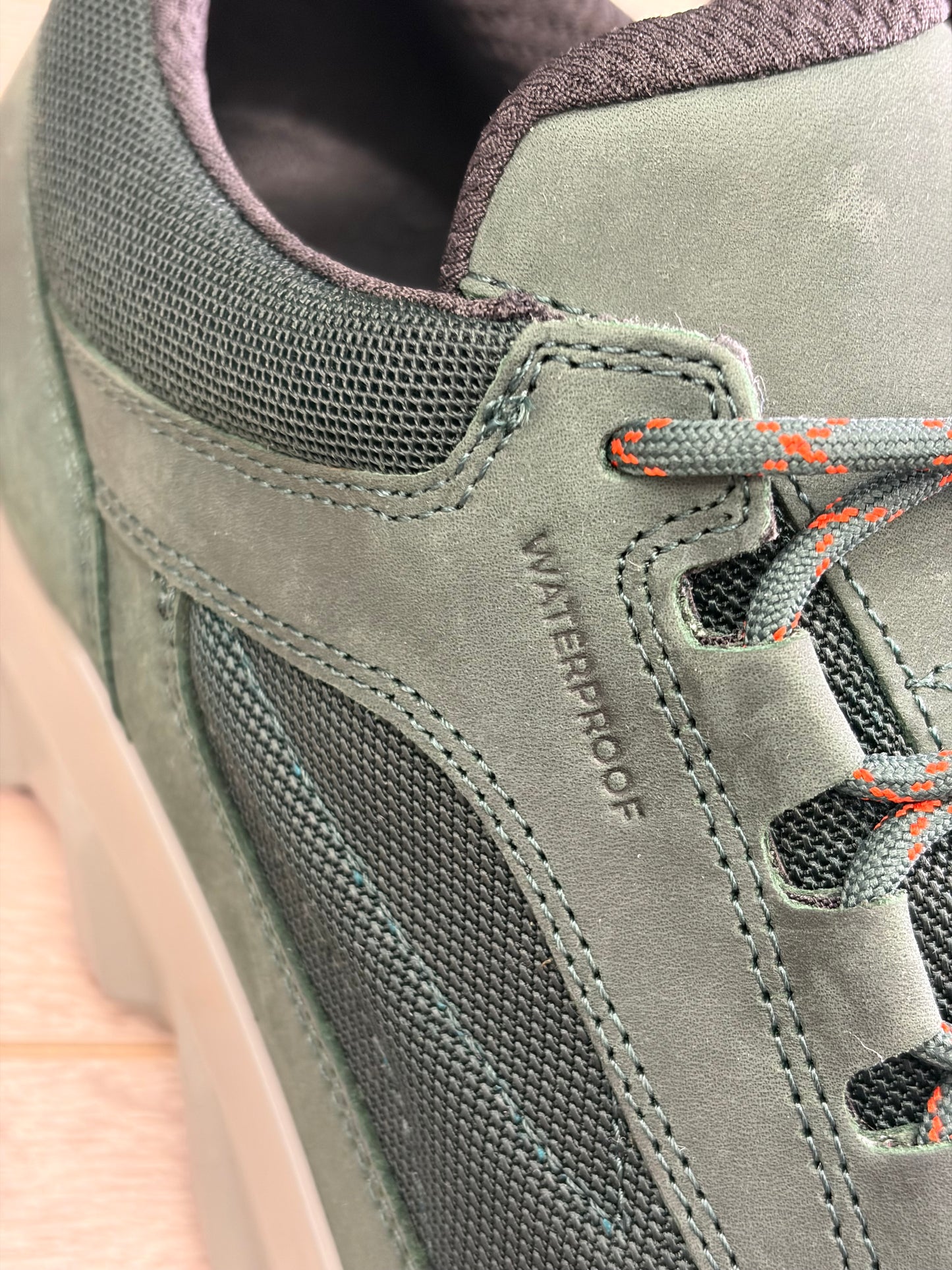 ECCO - Green Waterproof Trainer