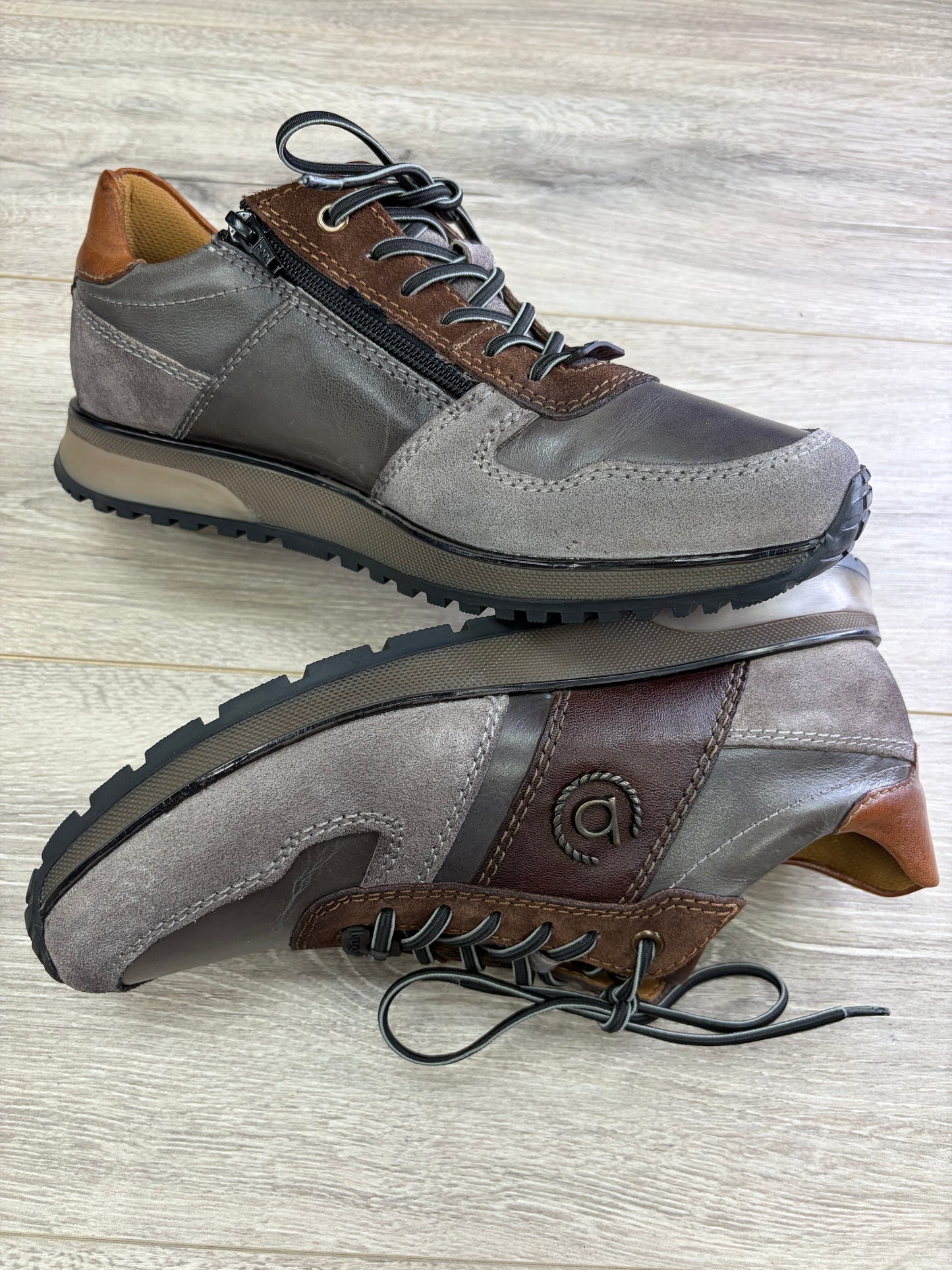 Bugatti - Brown/Grey Stylish Trainer
