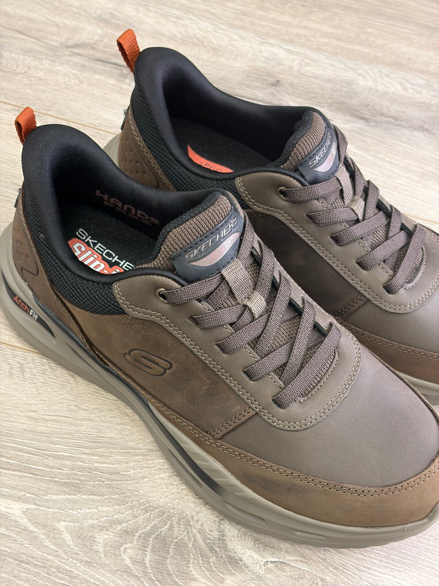 Skechers - Chocolate Brown Trainer