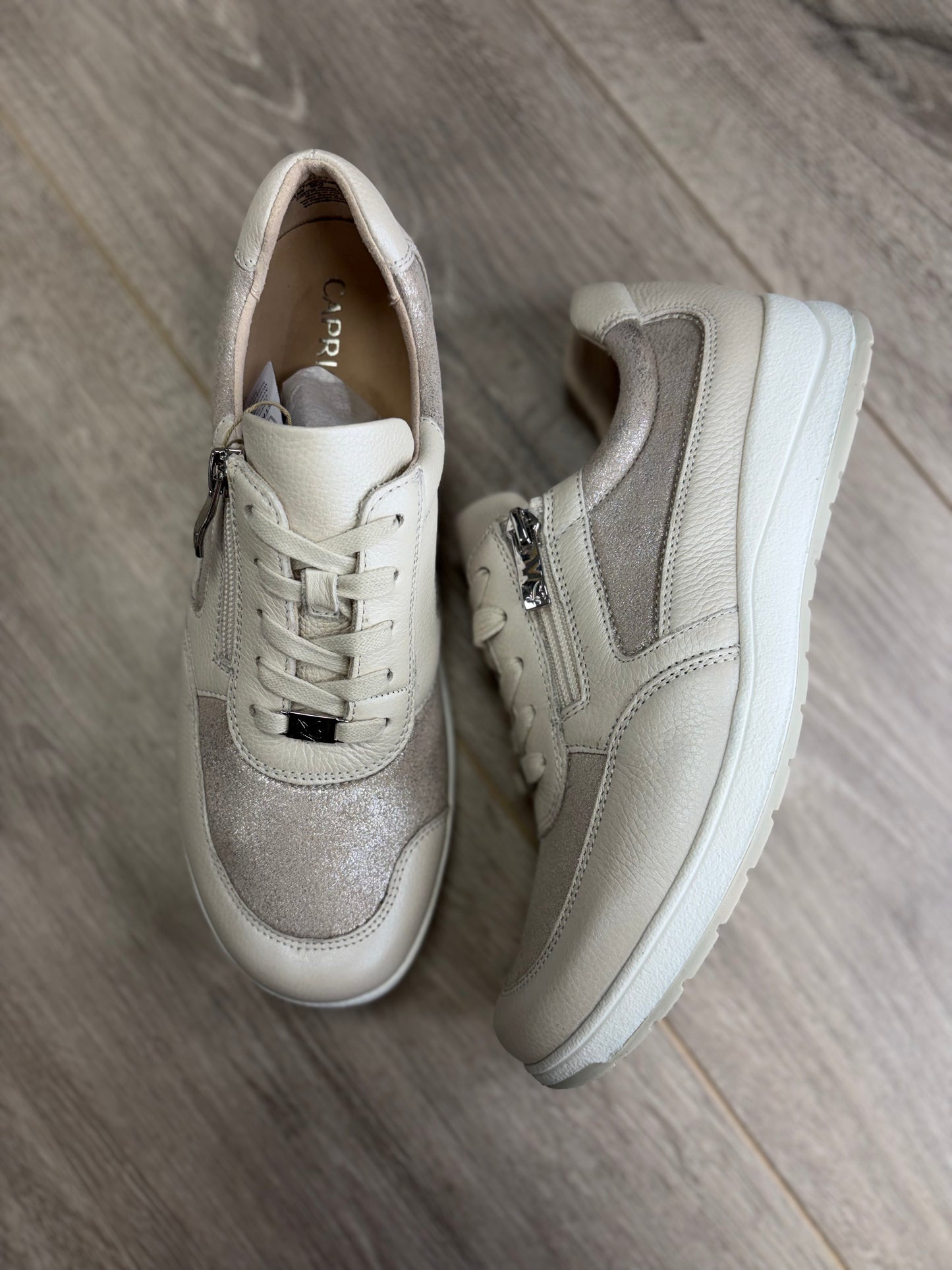 Caprice - Pearl Side Zip Trainer