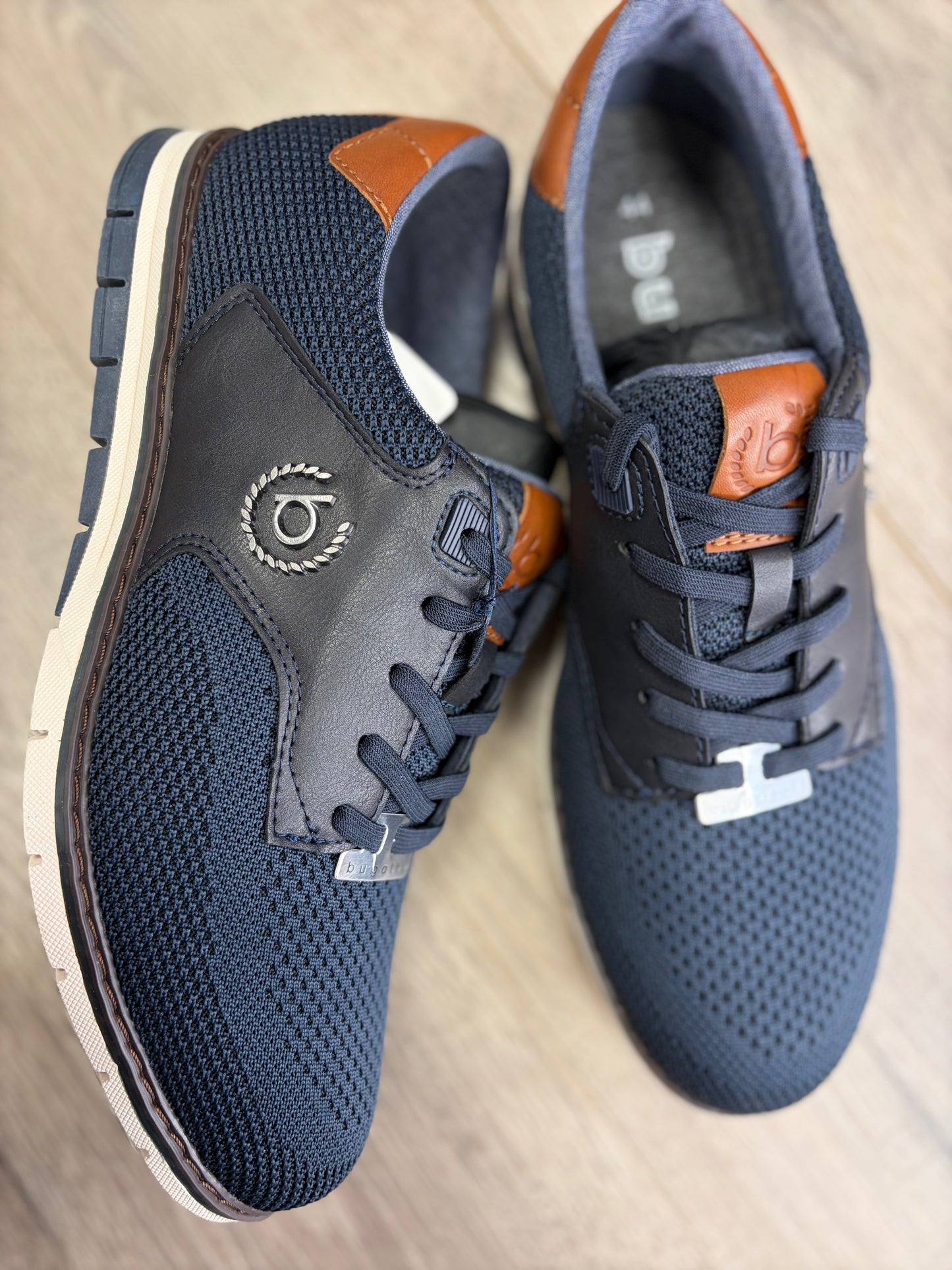 Bugatti - Dark Blue Laced Trainer