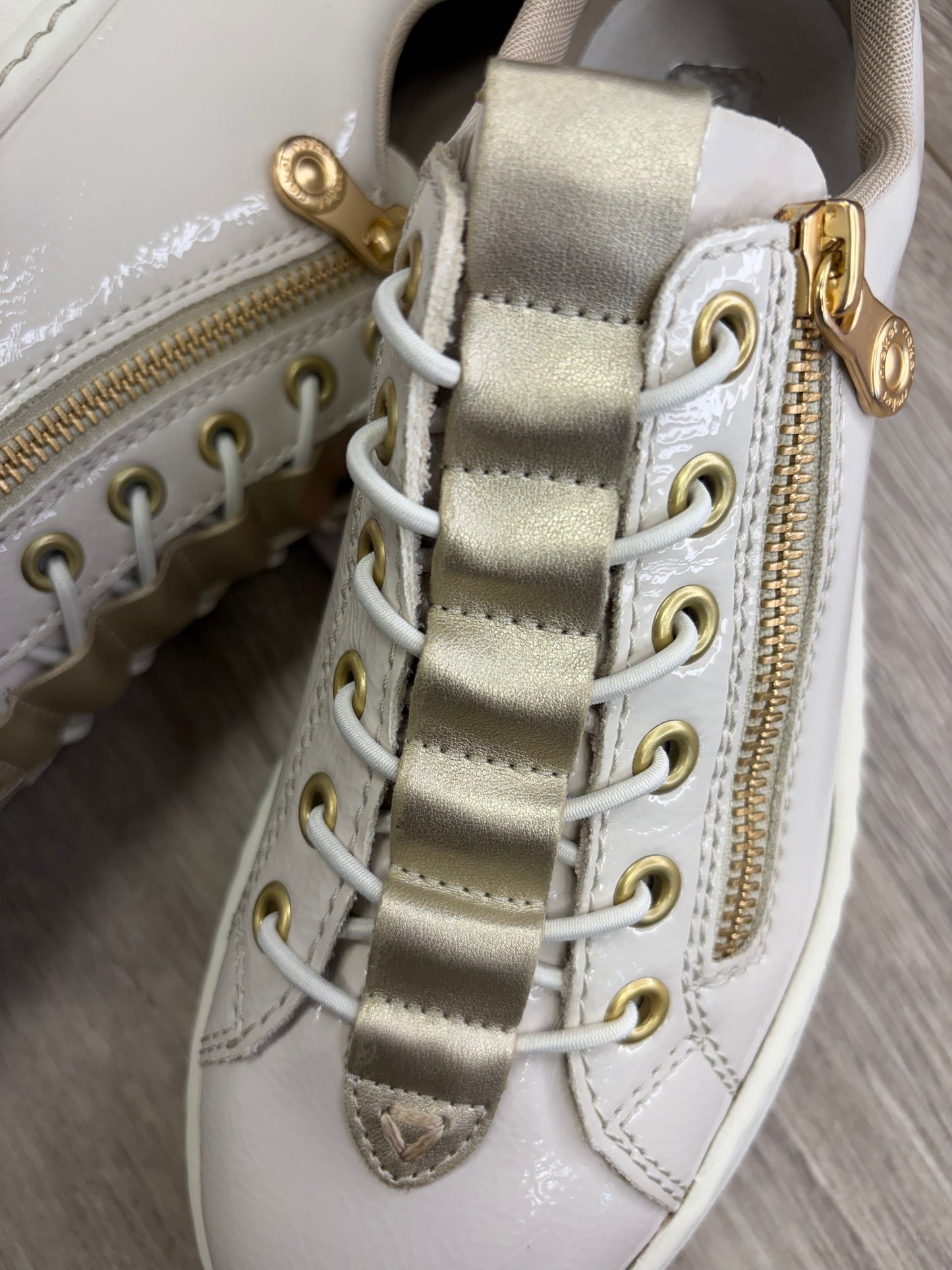 Rieker - Cream Sneaker - Gold Run