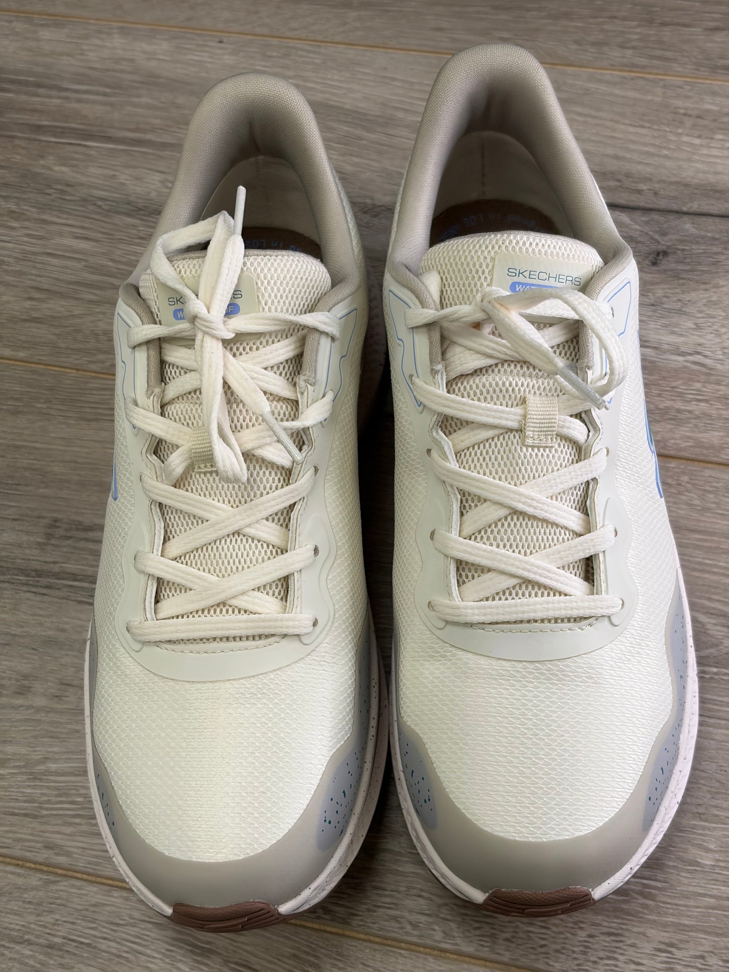 Skechers - Off White Waterproof Trainer