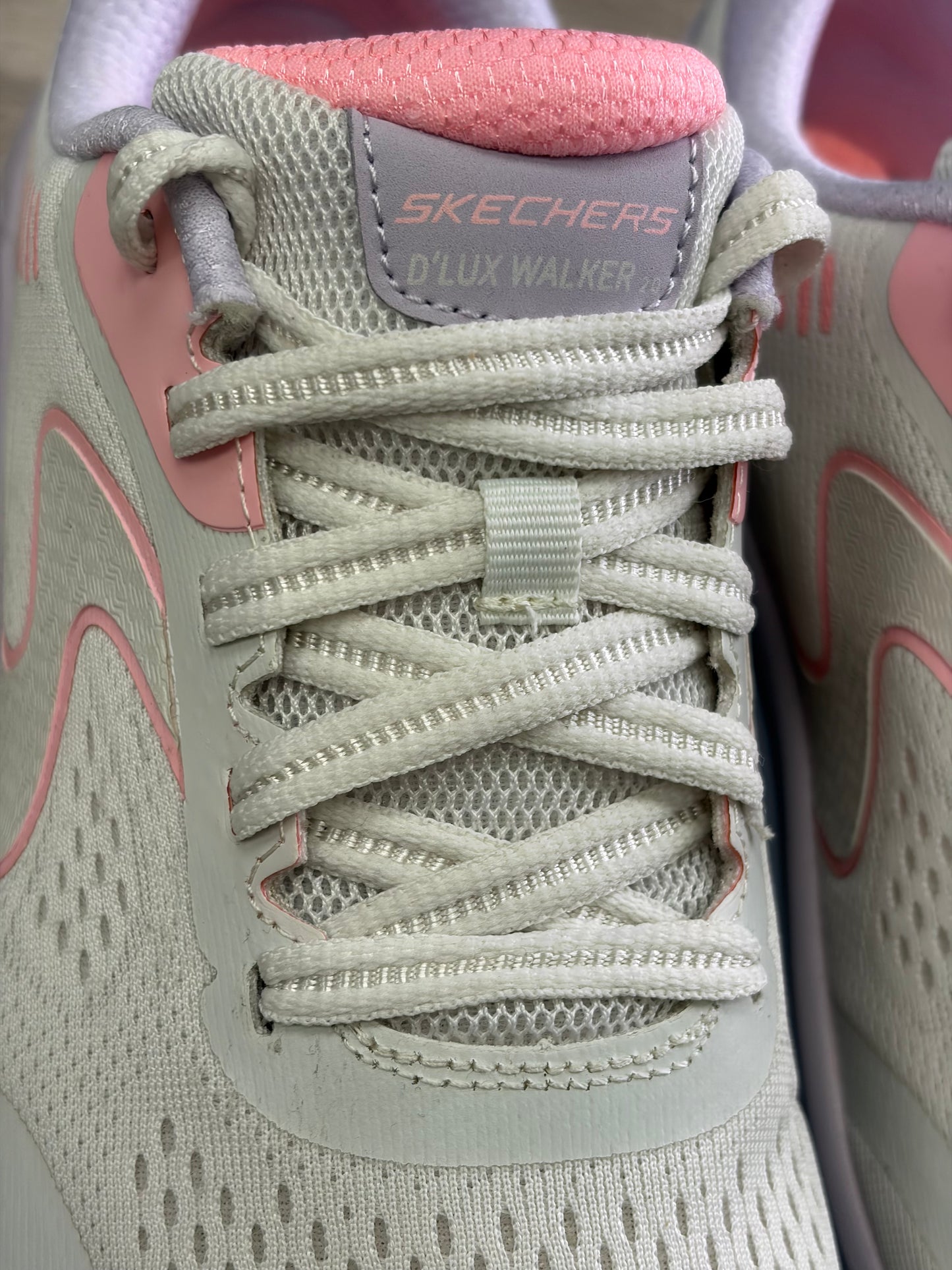 Skechers - Grey/Pink Trainer