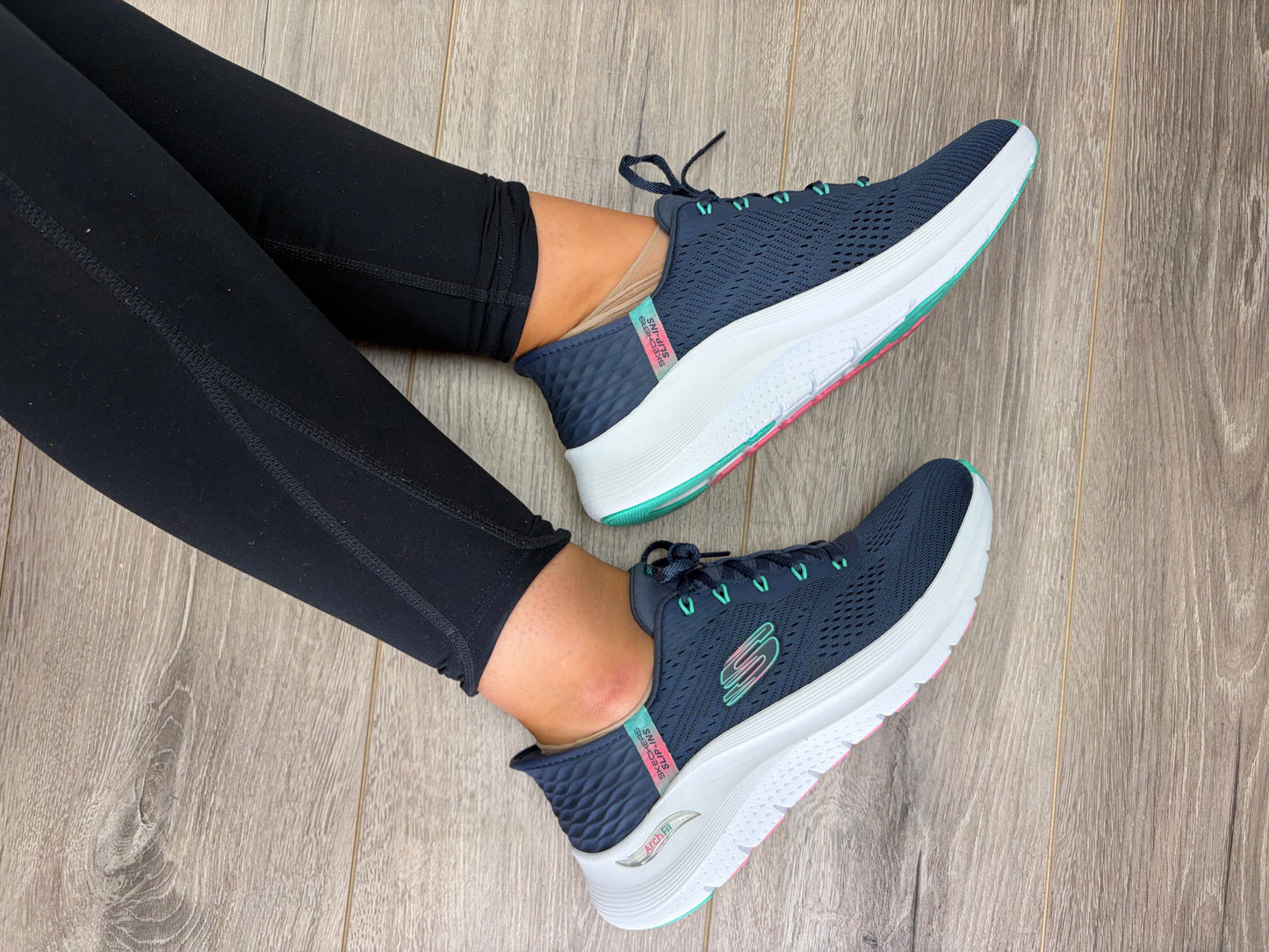 Skechers - Navy/Green Slip-In Trainer