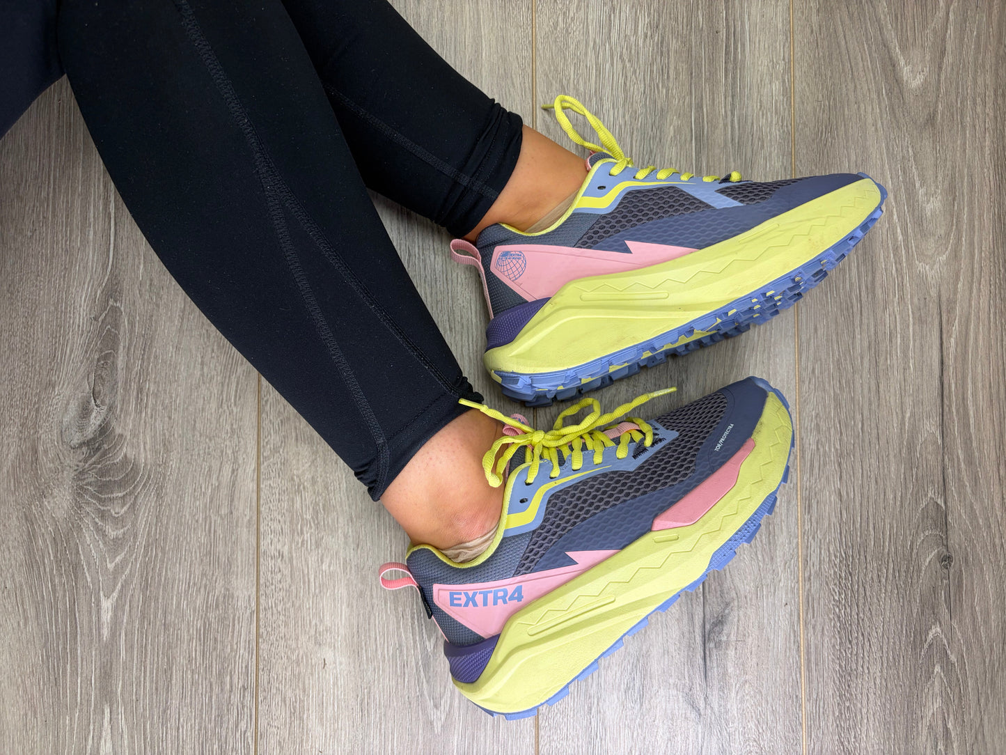 &Extr4 - Pink Mix Trainer