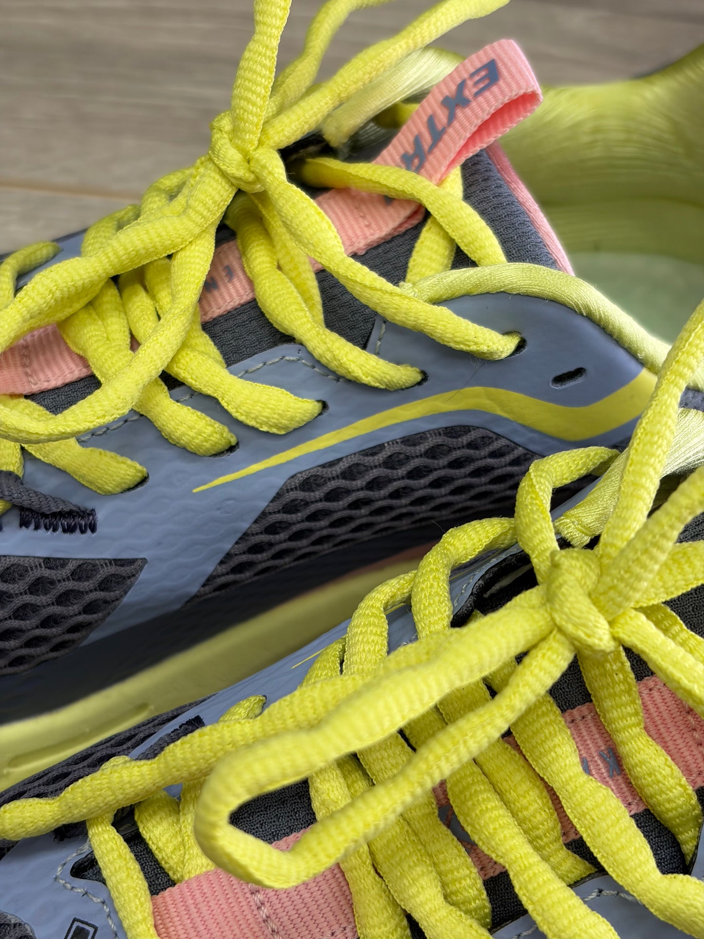&Extr4 - Pink Mix Trainer