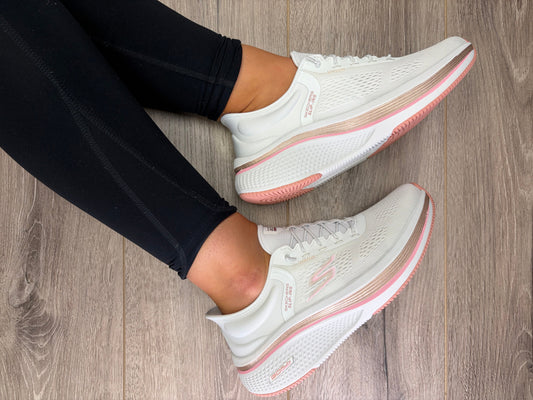 Skechers - White/Pink Slip-in Trainer