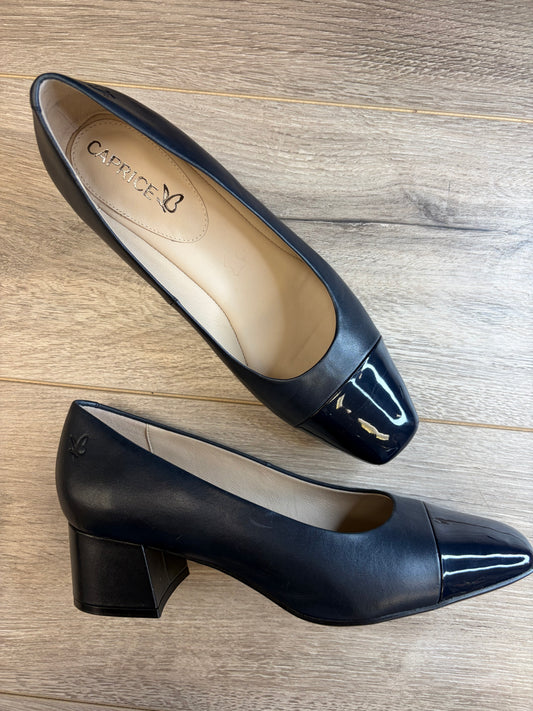 Caprice - Black Court Heel
