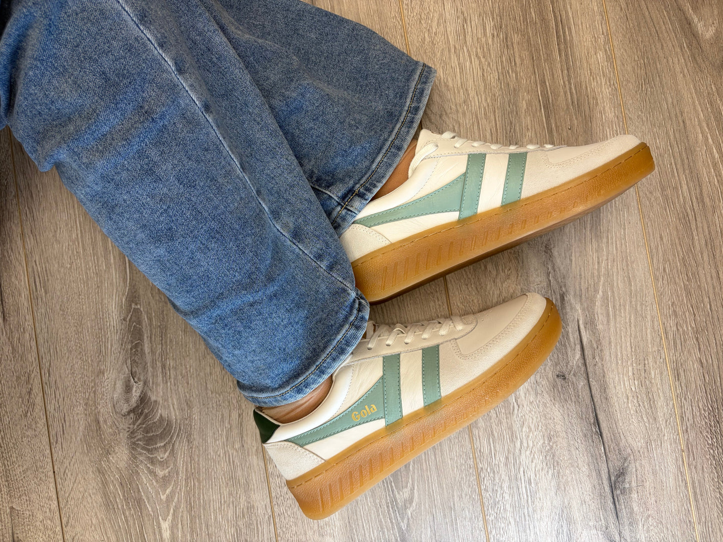 Gola - White, Mint Green Trainer
