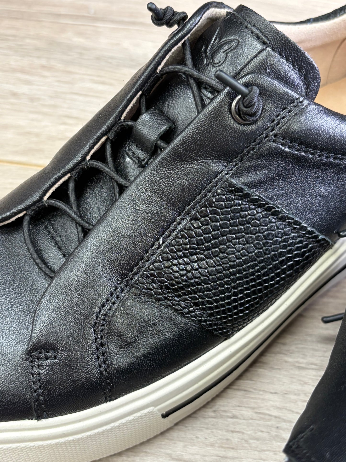 Caprice - Black Stylish Trainer