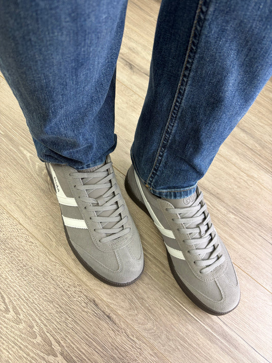 Gola - Grey/White Stripe Trainer