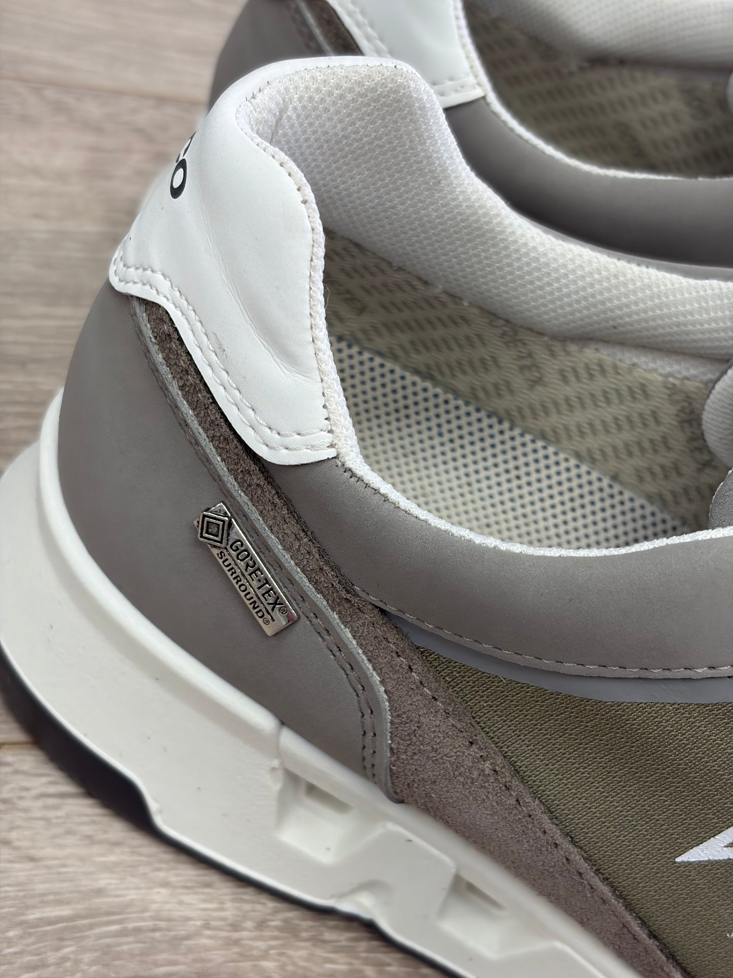 IGI&CO - Grey/Green Waterproof Trainer