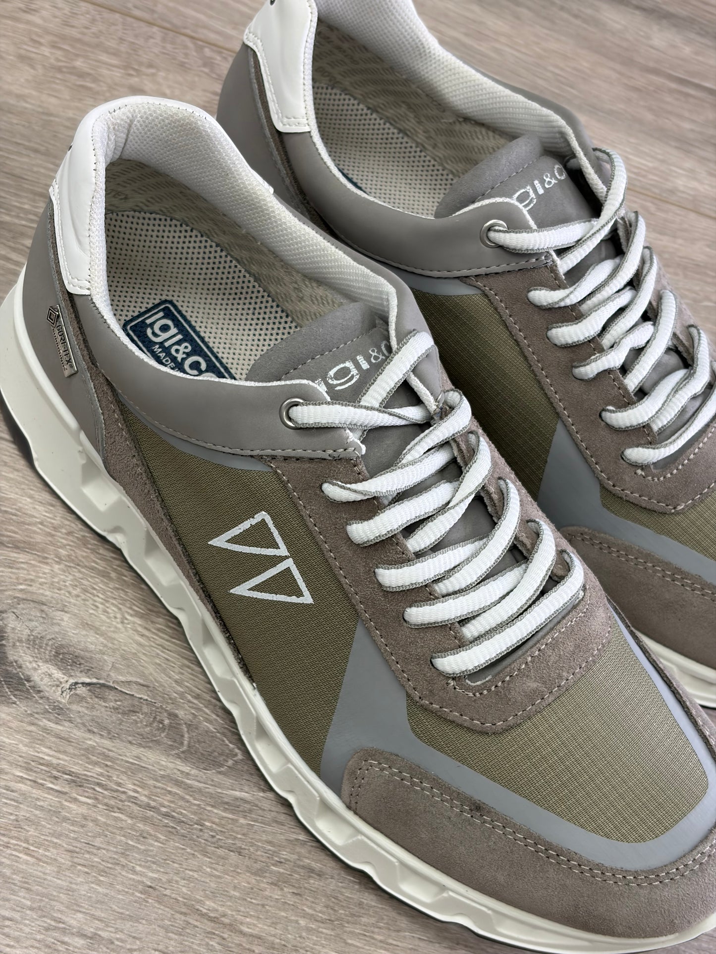 IGI&CO - Grey/Green Waterproof Trainer