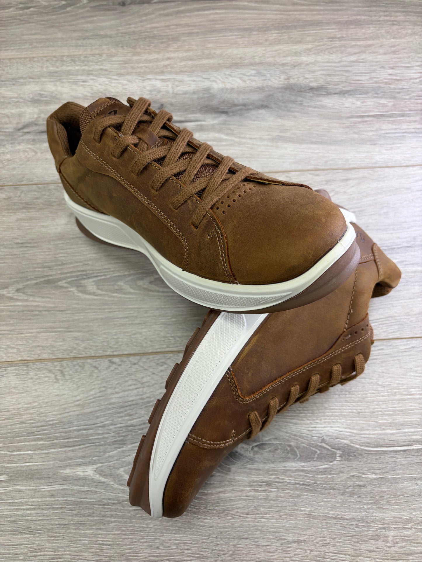 ECCO - Brown Trainer