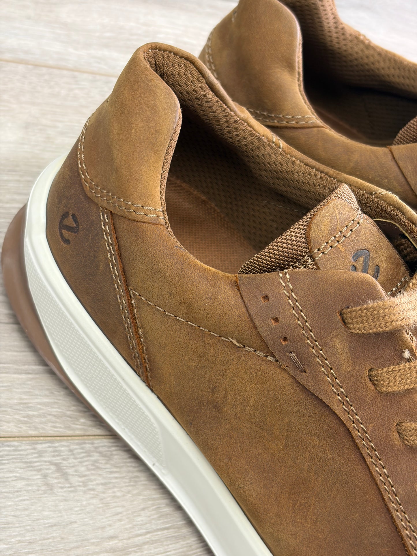 ECCO - Brown Trainer