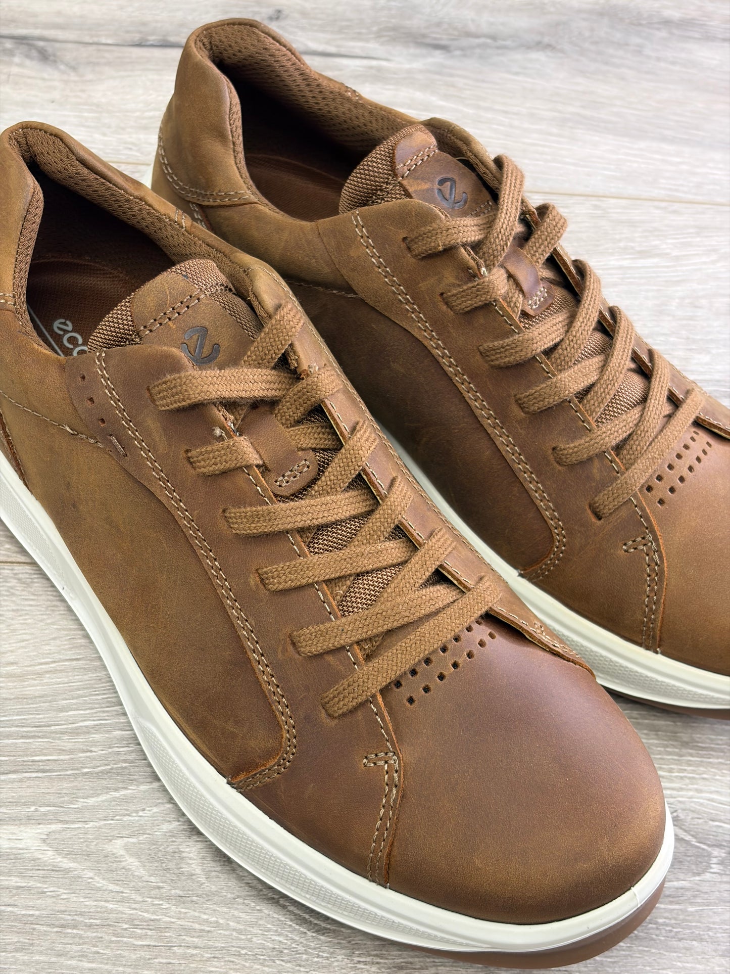 ECCO - Brown Trainer