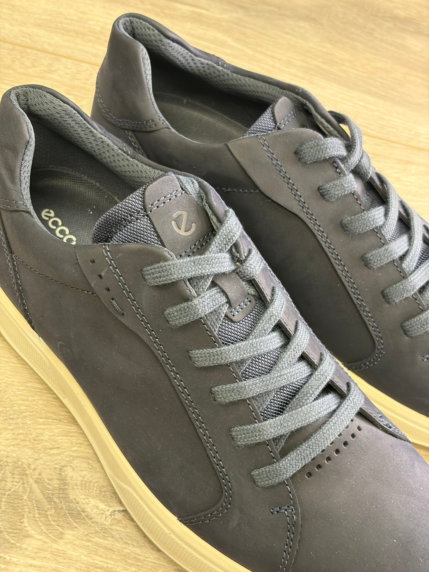 ECCO - Navy Trainer