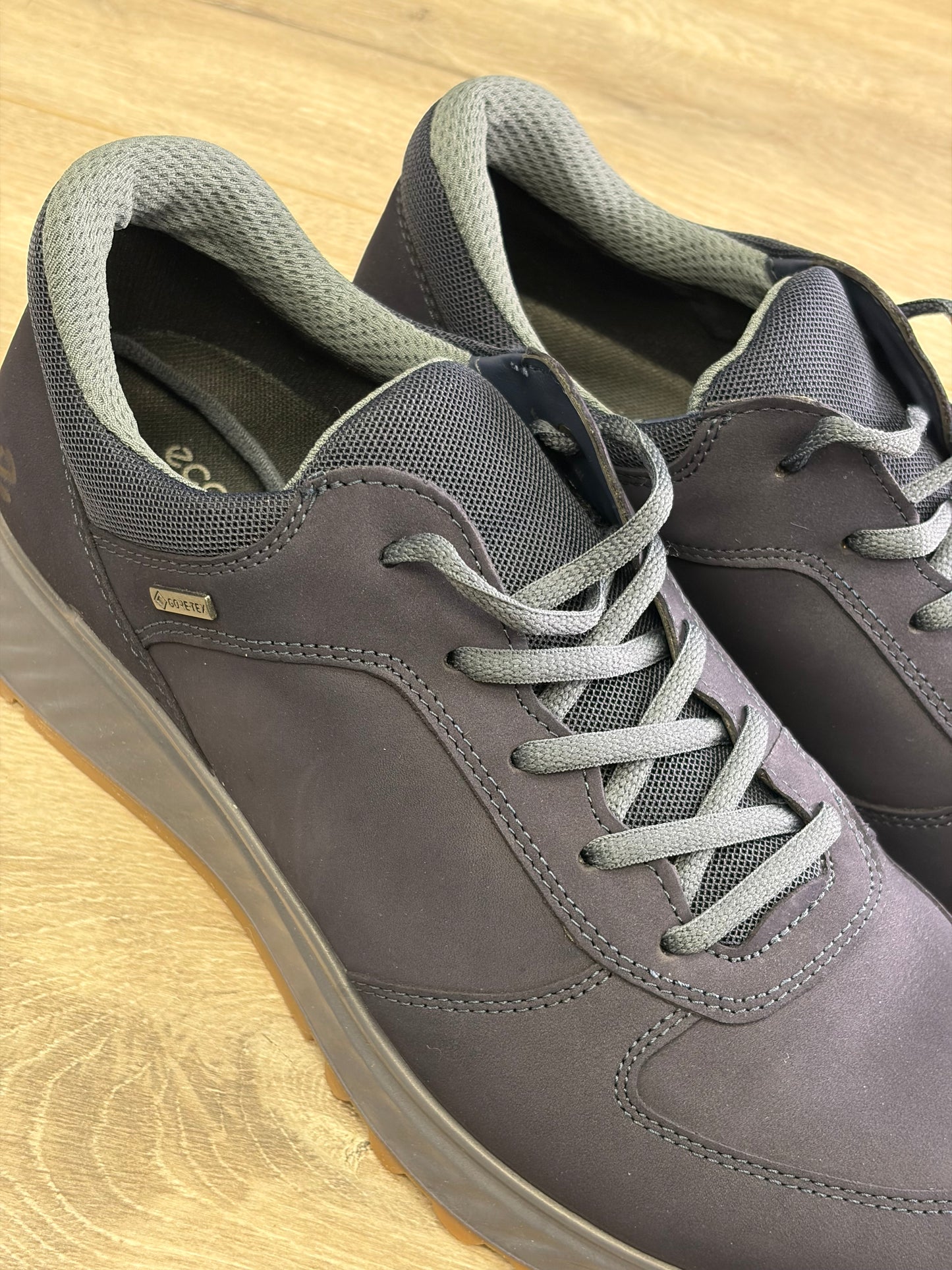 ECCO - Navy Trainer