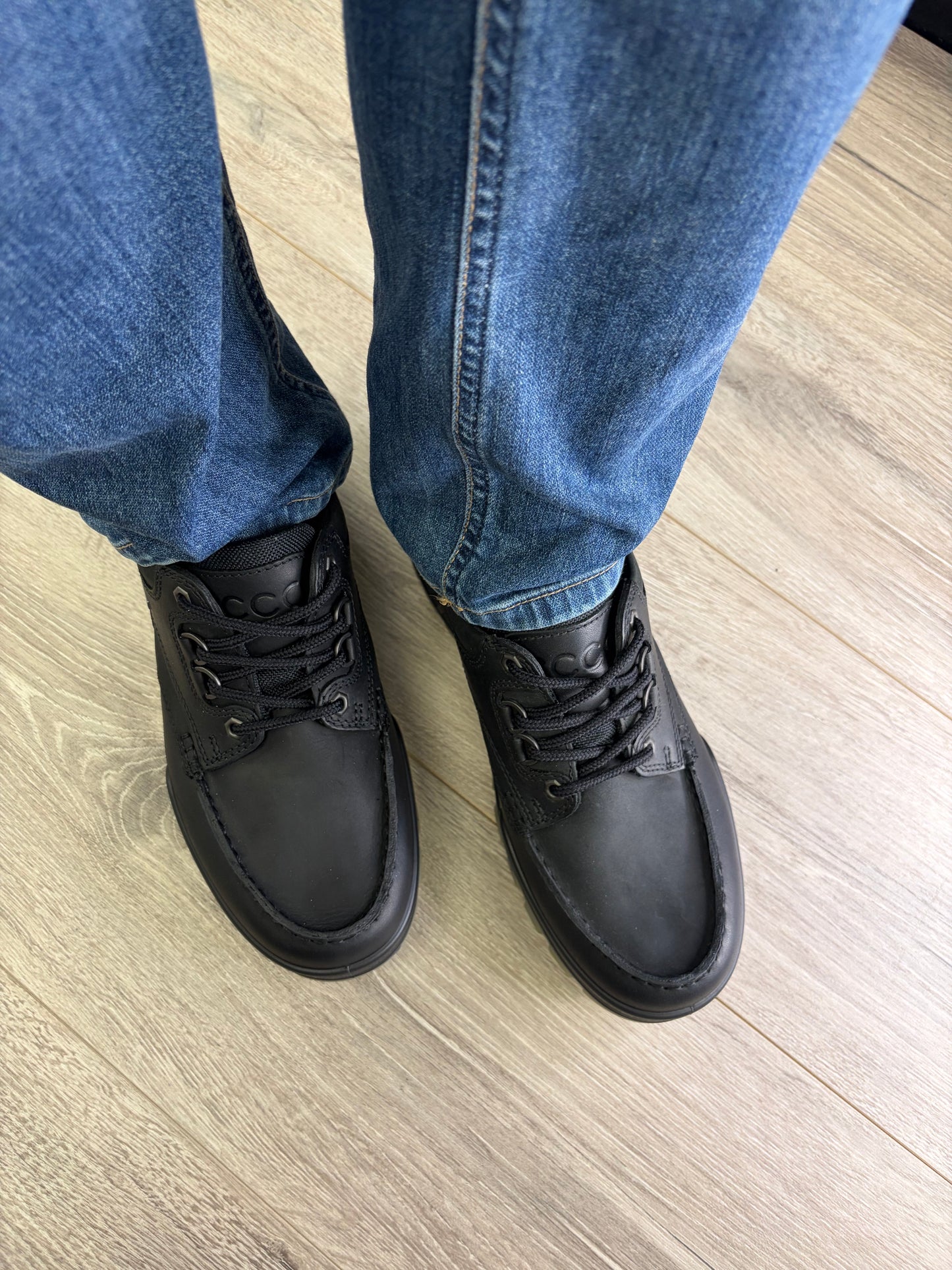 ECCO - Black Shoe