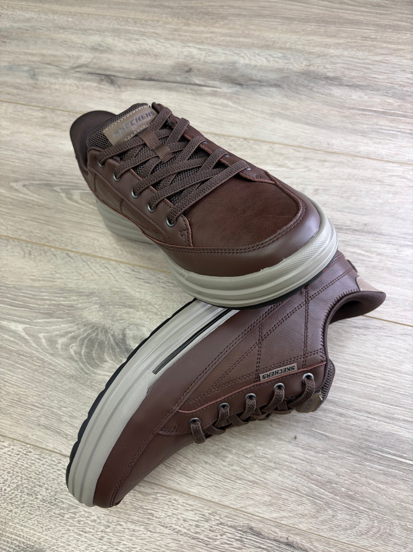 Skechers - Brown Stylish Trainer