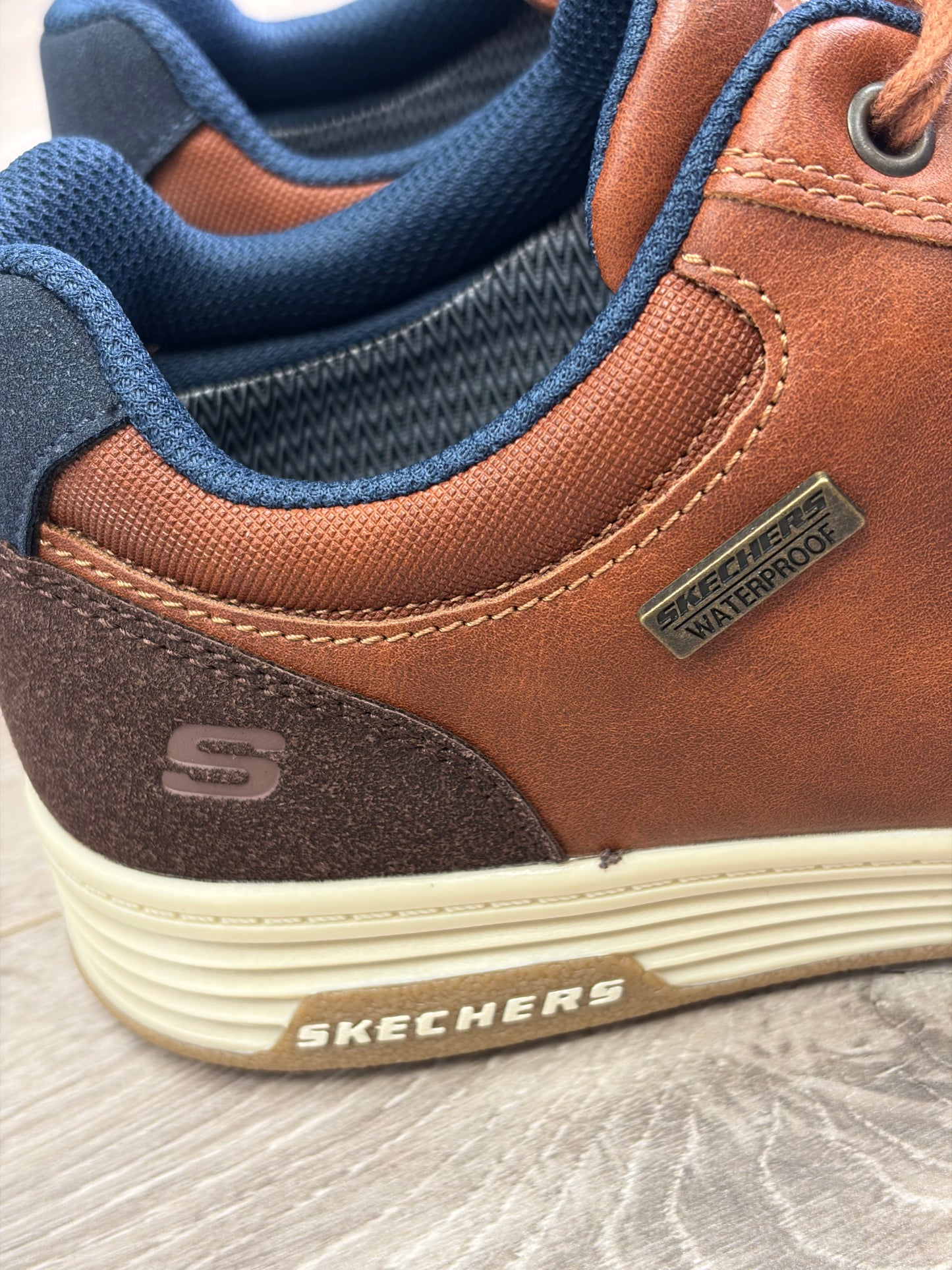 Skechers - Brown Waterproof Trainer