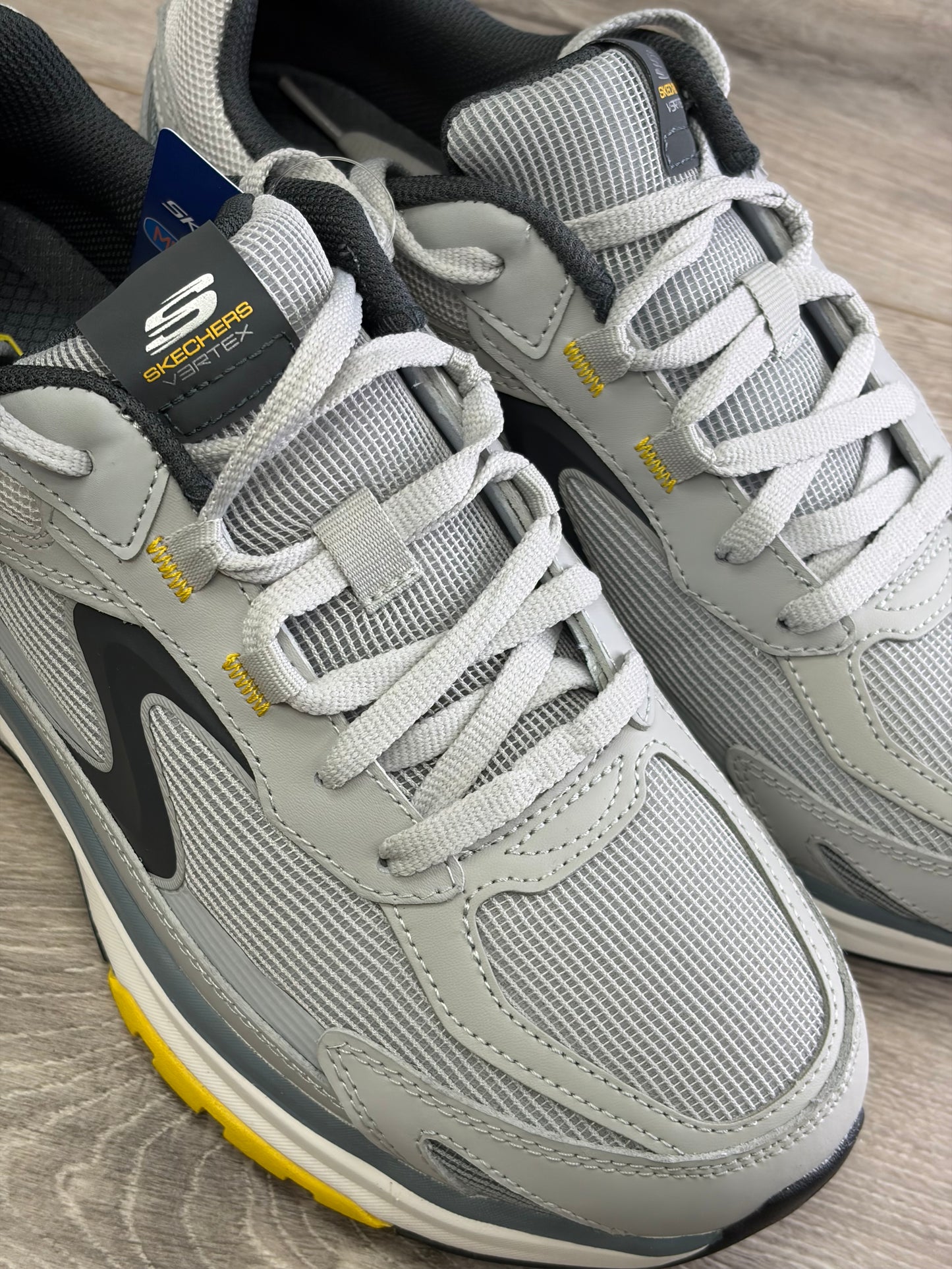 Skechers - Grey Retro Trainer