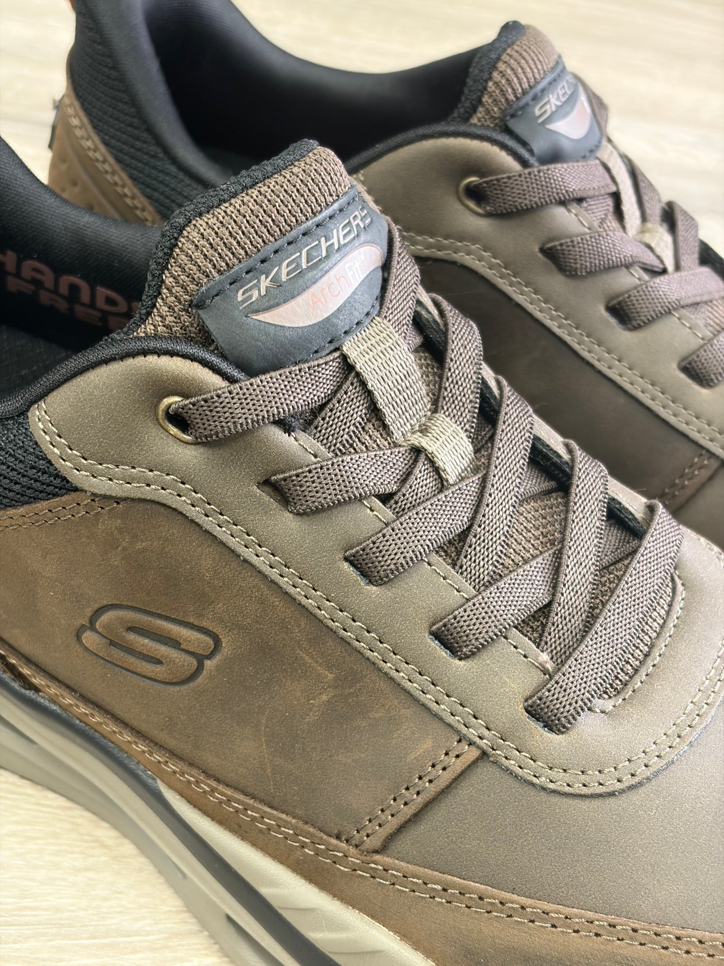 Skechers - Chocolate Brown Trainer