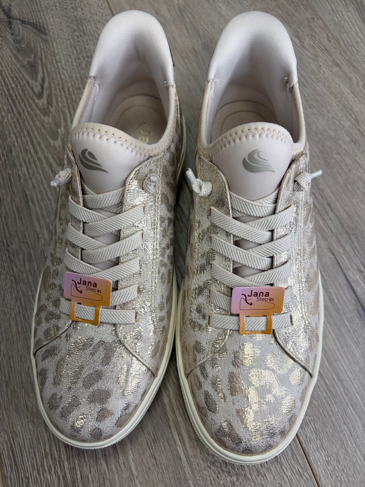 Jana - Rose Gold Leopard Trainer