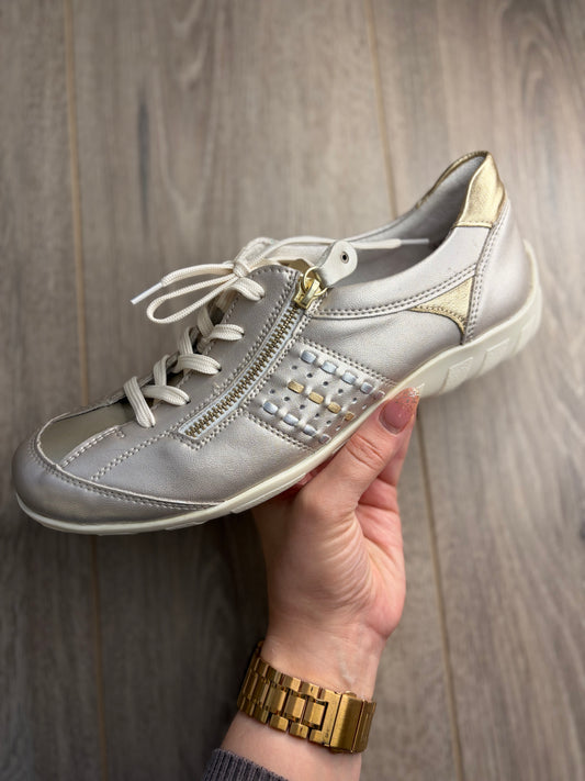 Remonte - Gold Trainer