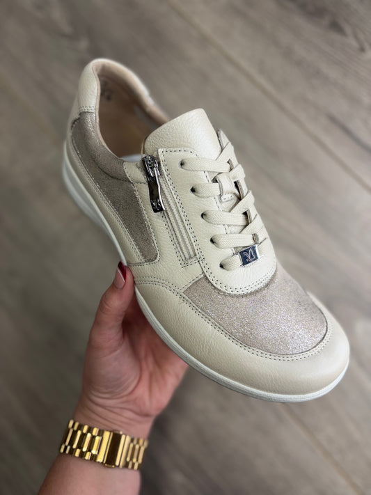 Caprice - Pearl Side Zip Trainer