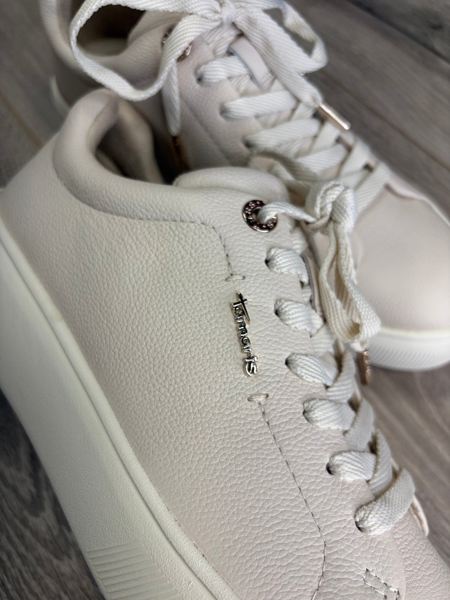Tamaris - Beige Stylish Trainer