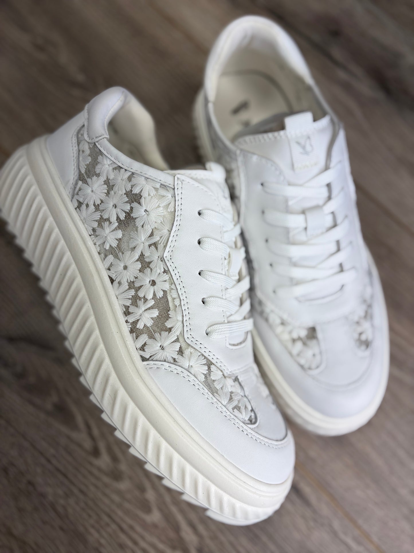 Caprice - White Flower Mesh Trainer