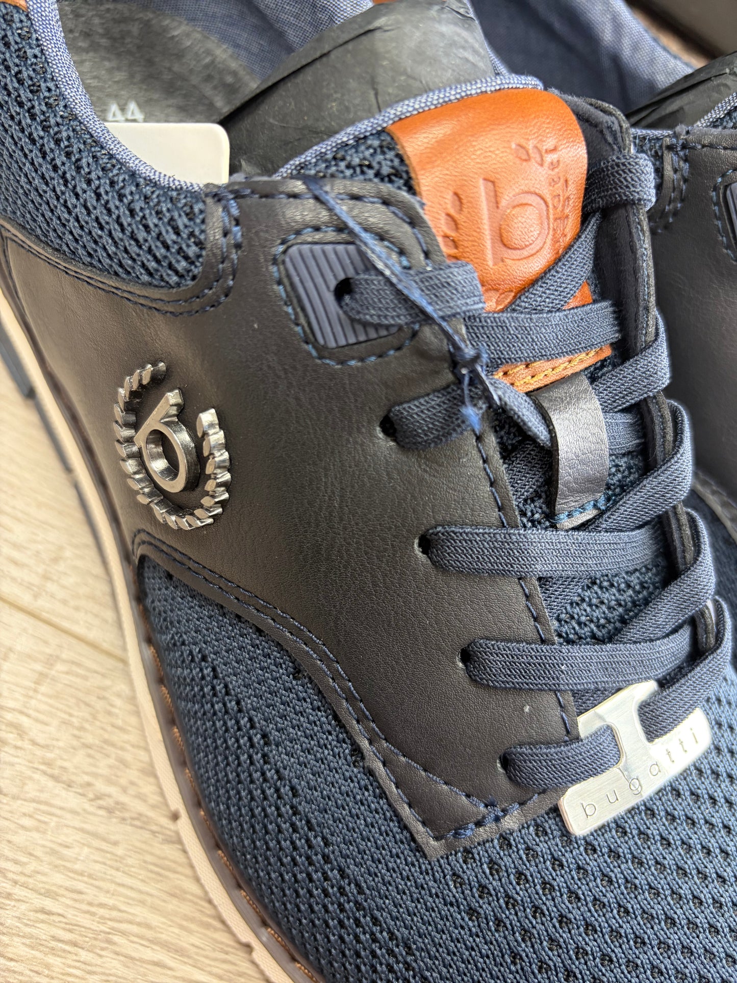 Bugatti - Dark Blue Laced Trainer