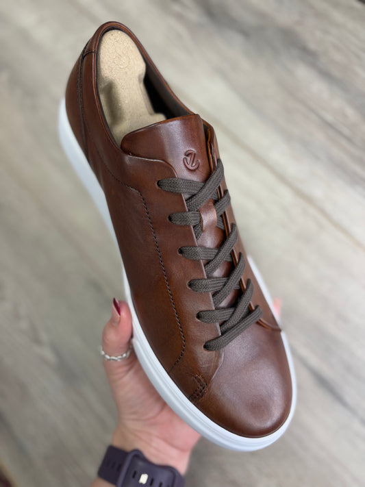 Ecco - Brown Lace Sneaker