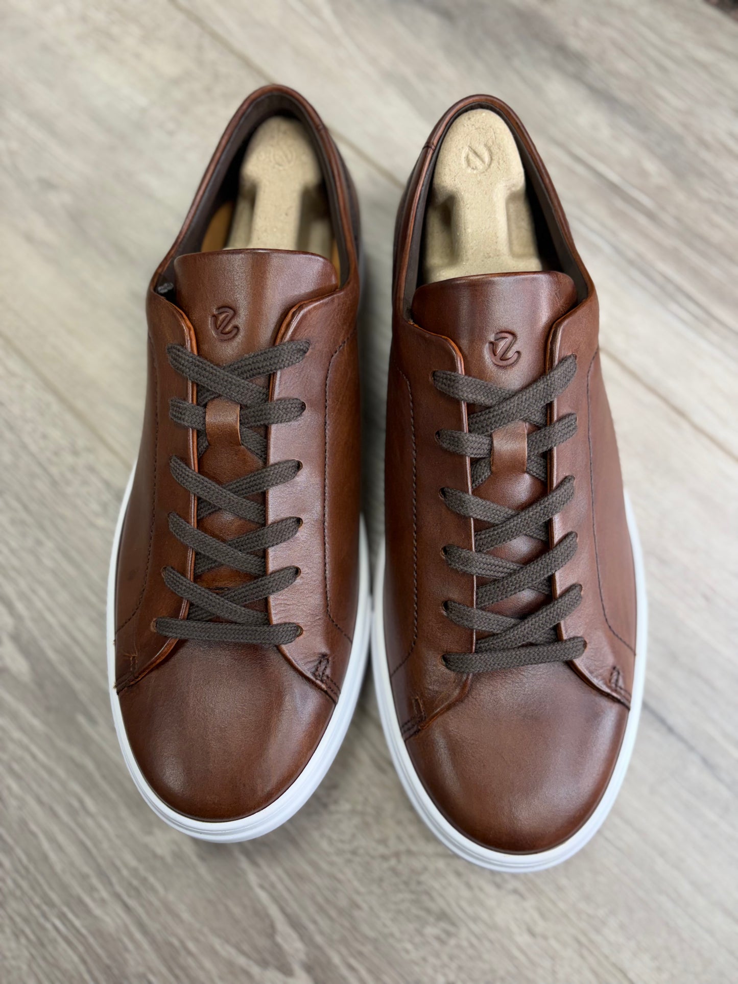 Ecco - Brown Lace Sneaker