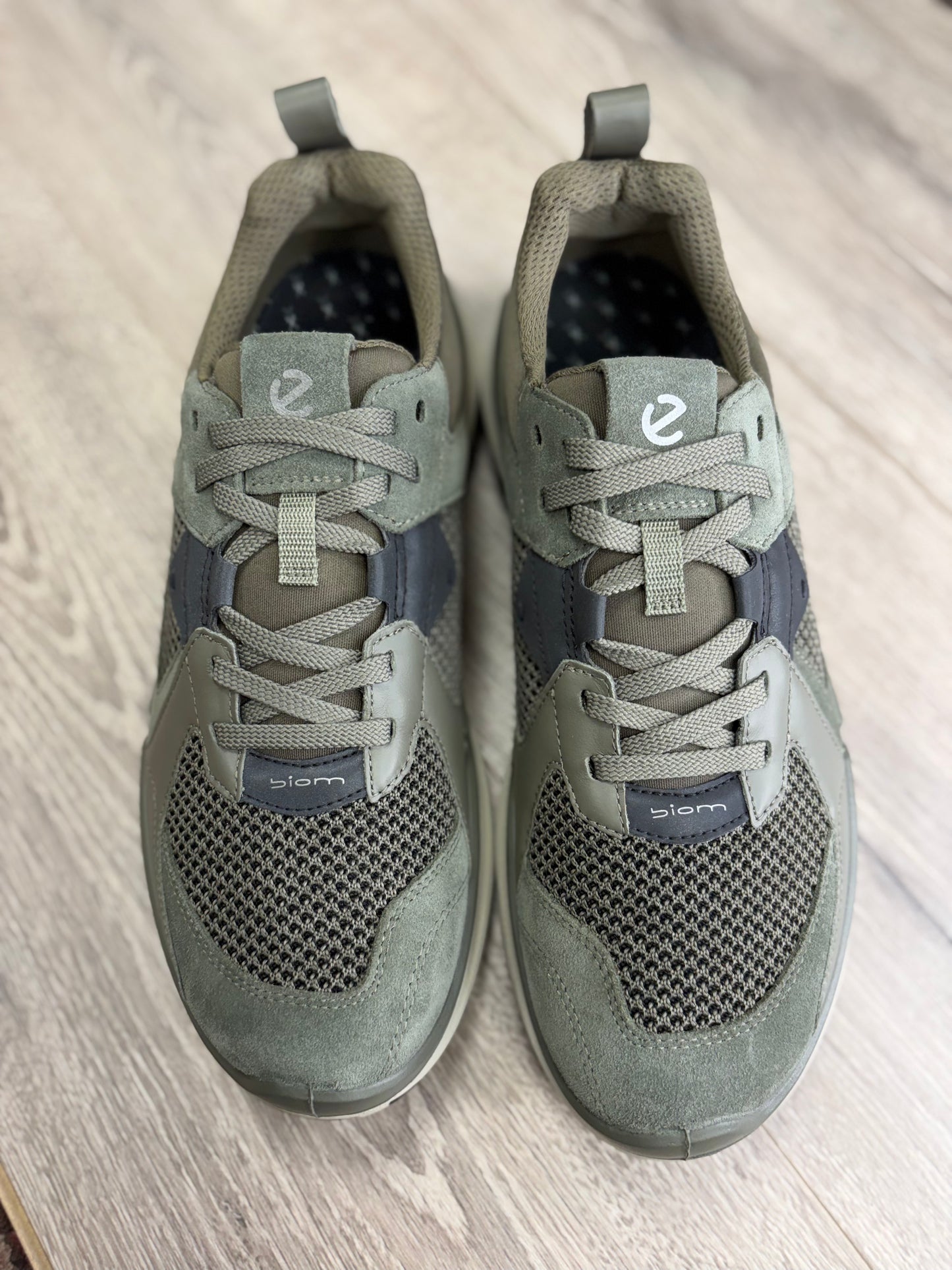 Ecco - Olive Green Trainer