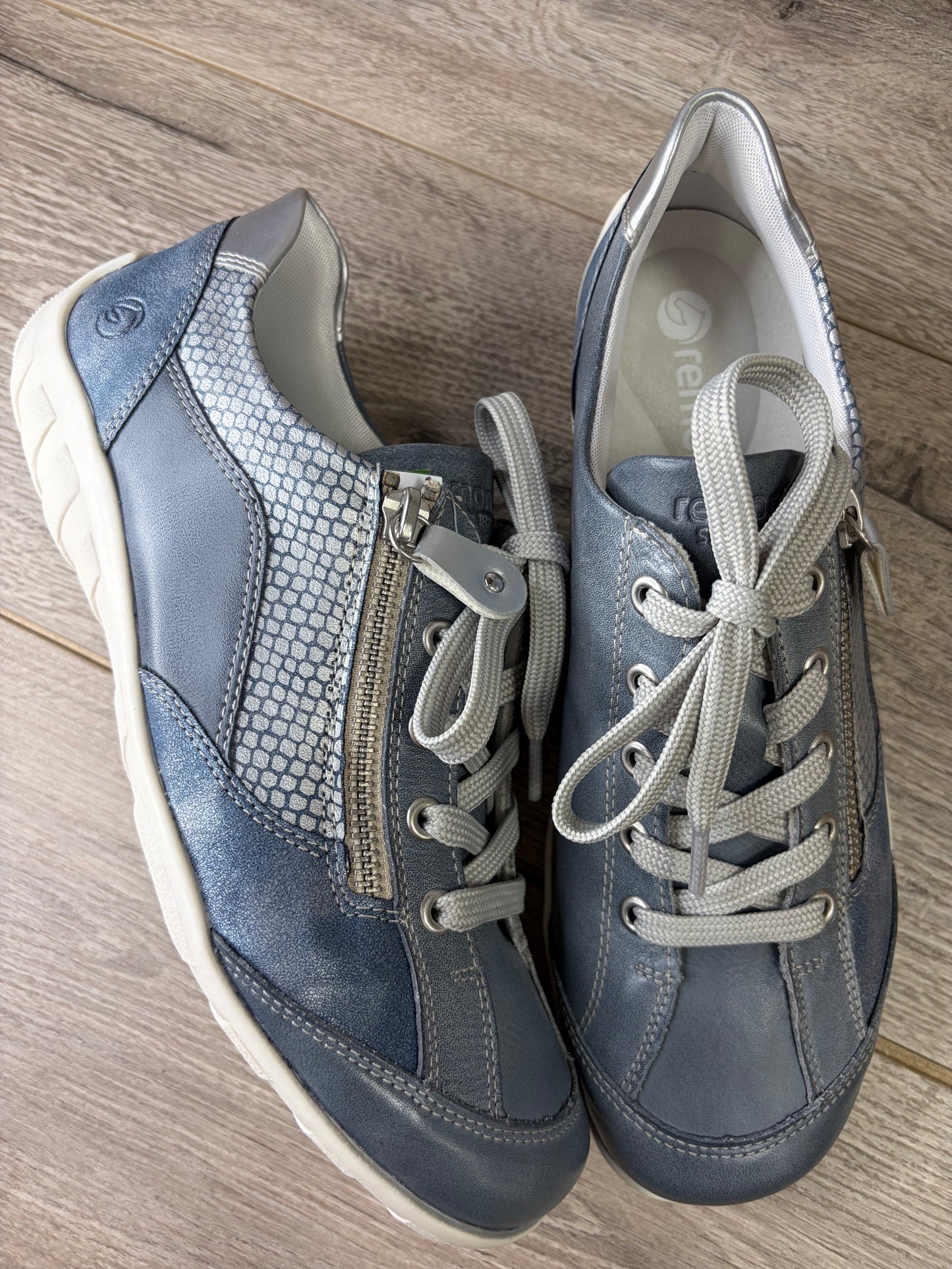 Remonte - Blue Side Zip Shoe