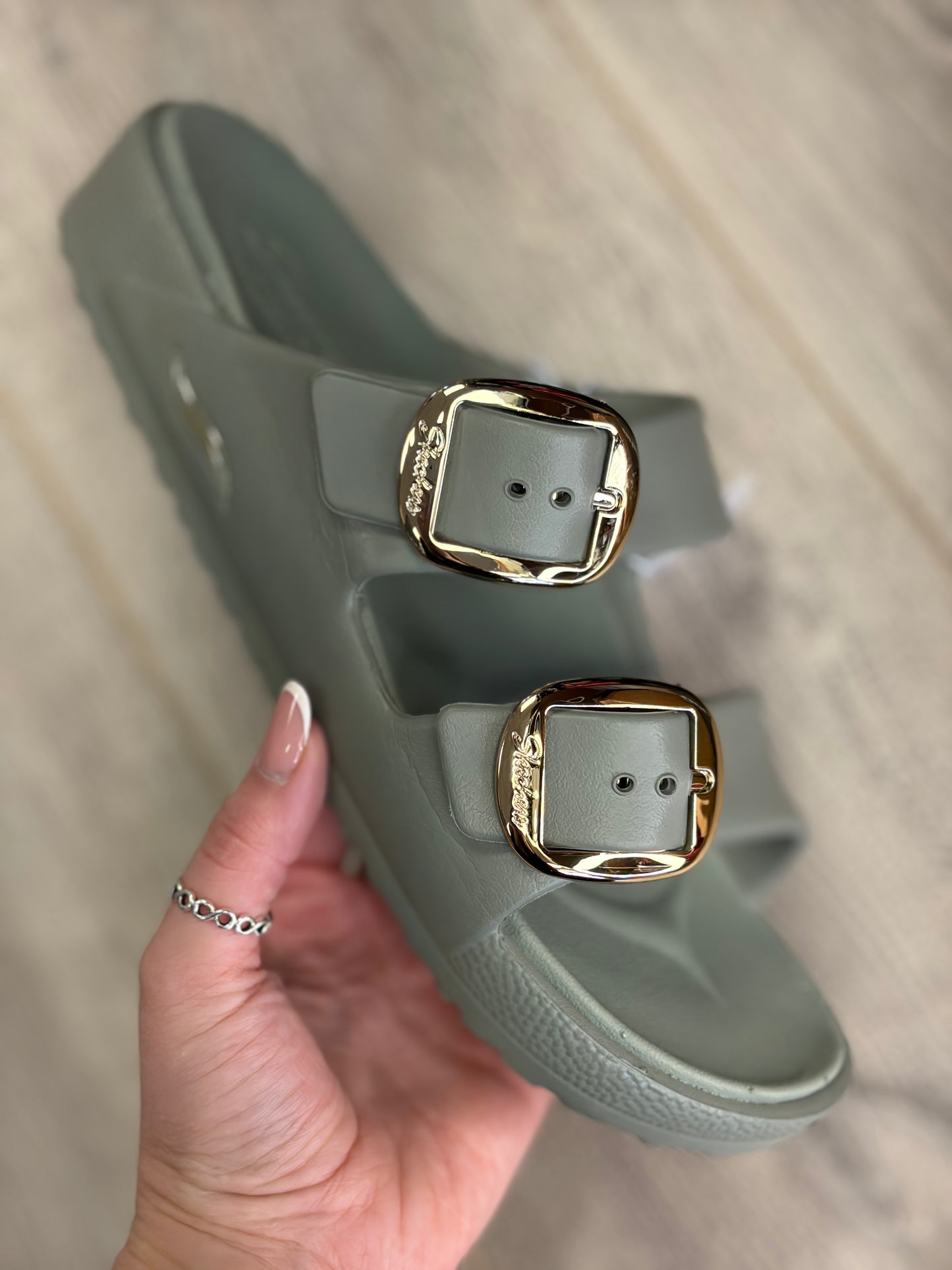 Skechers - Khaki Sandal