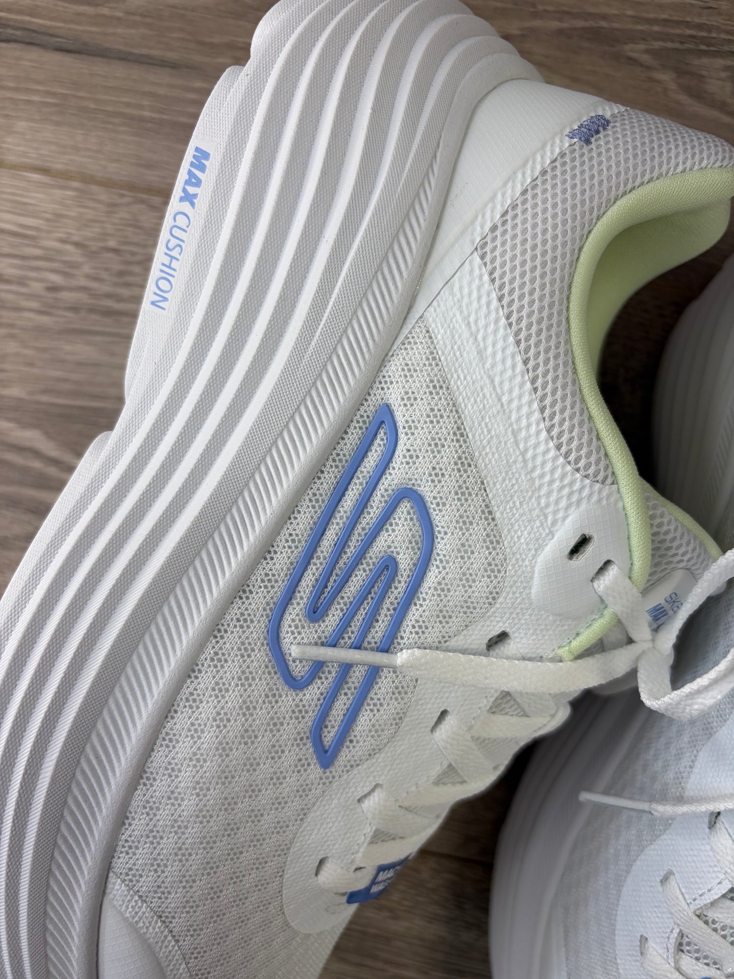 Skechers - Go Run White