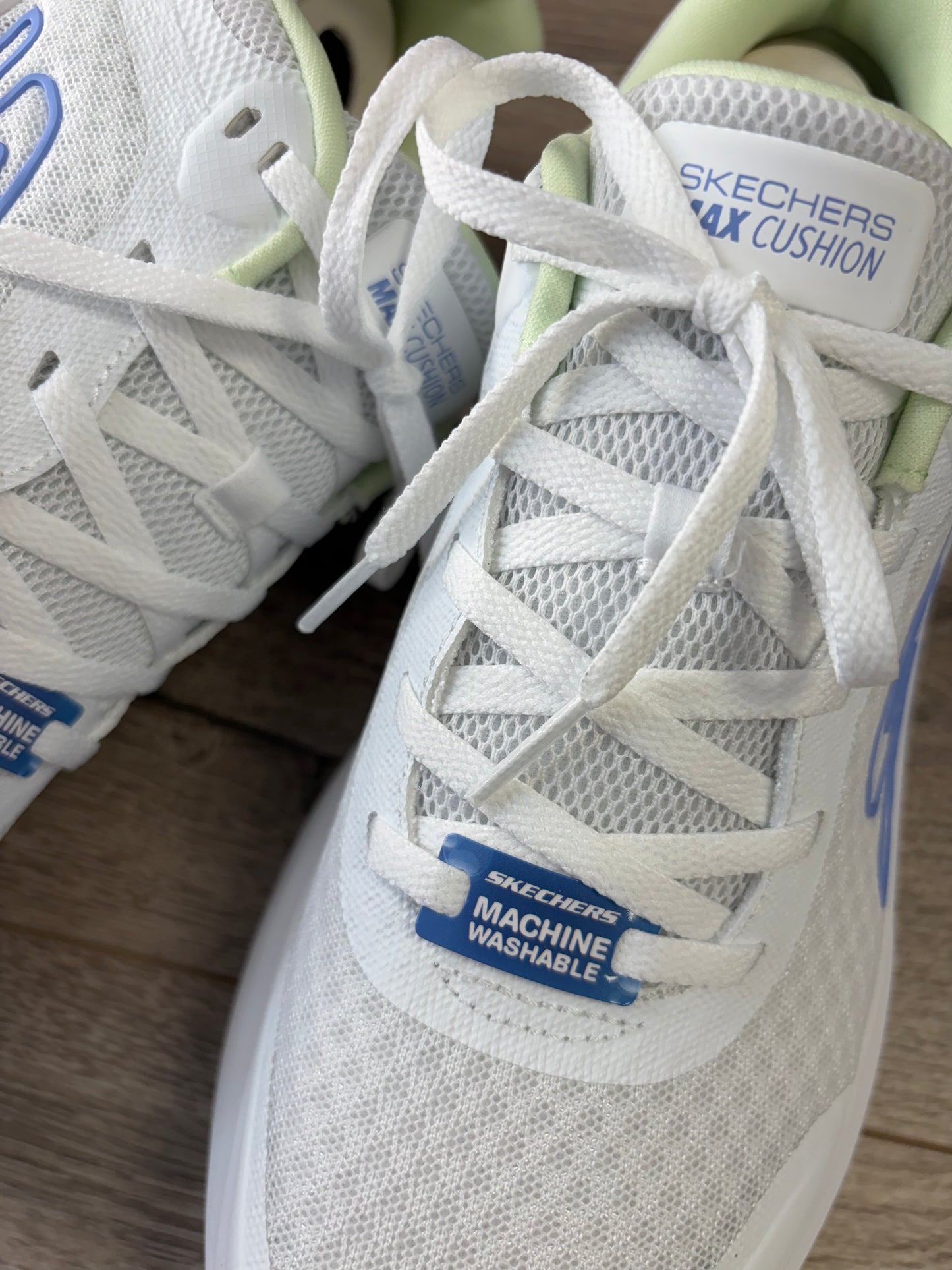 Skechers - Go Run White
