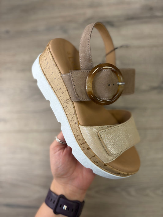 Lotus - Brown/Beige Sandal