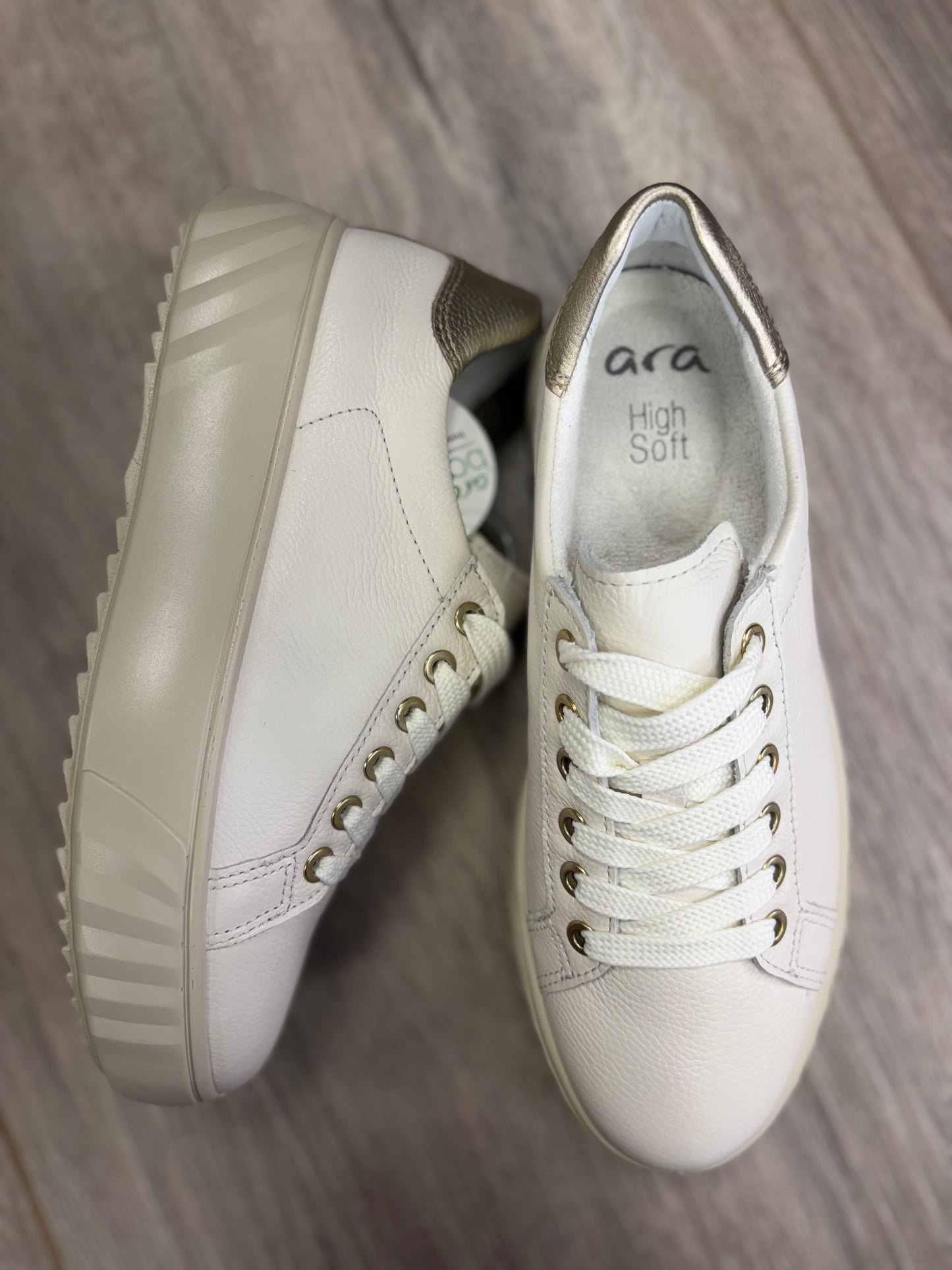 ARA - Cream Sneaker