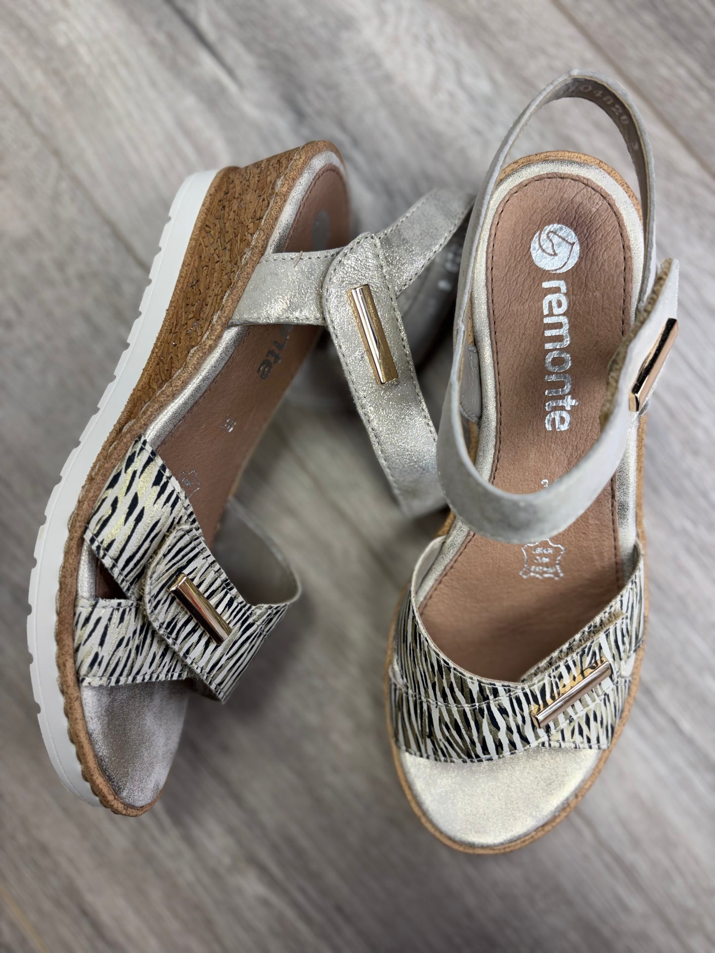 Remonte - Gold Sandal