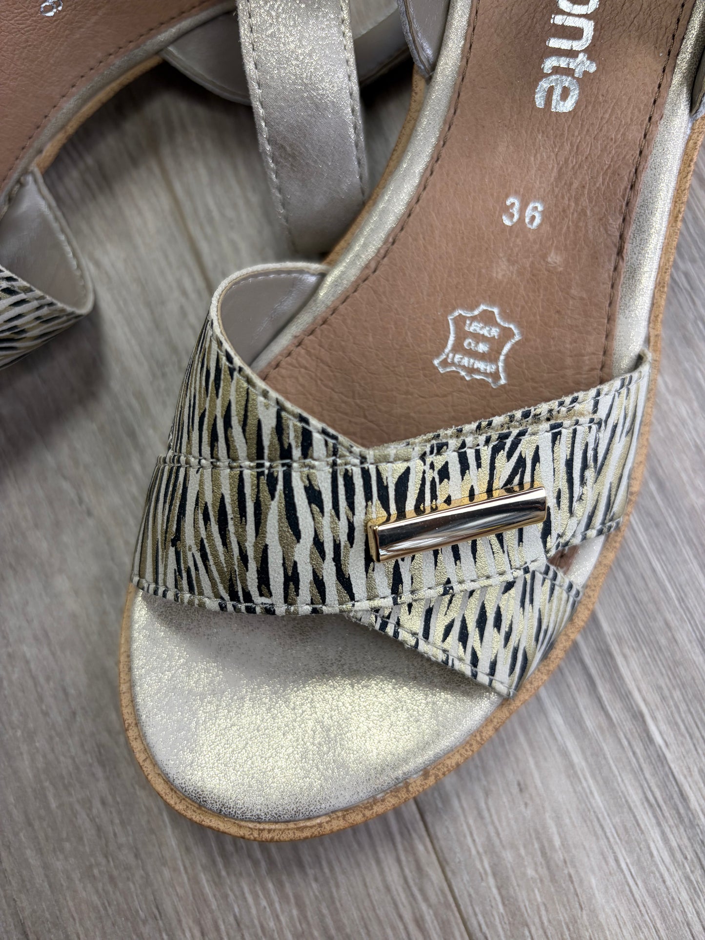 Remonte - Gold Sandal