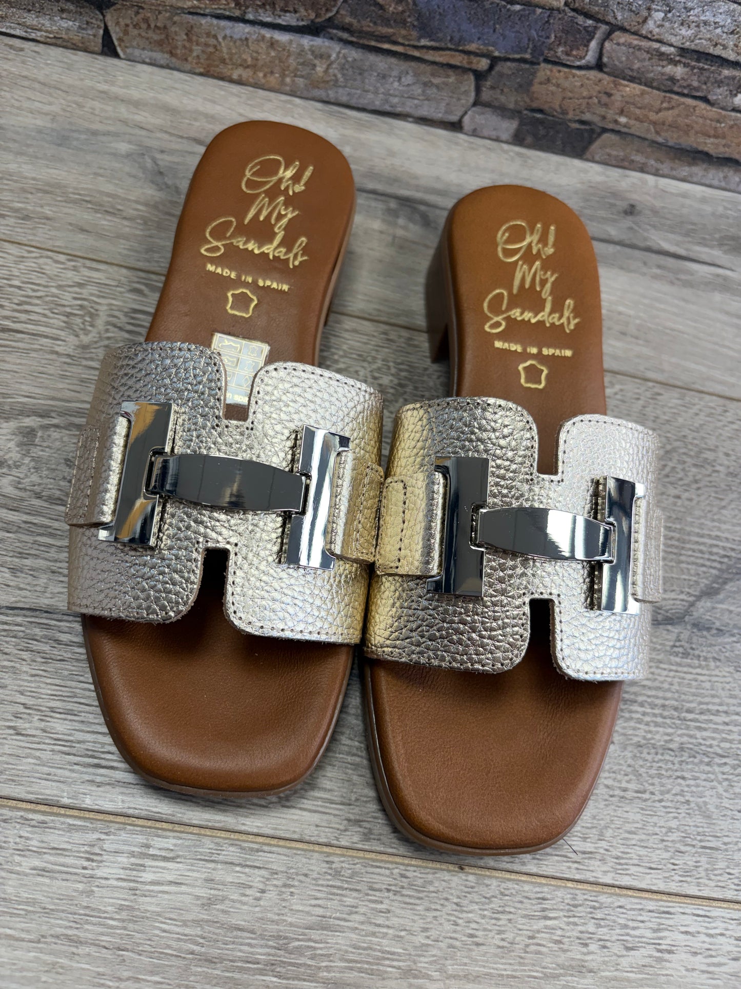 Oh My Sandals - Gold Low Heel