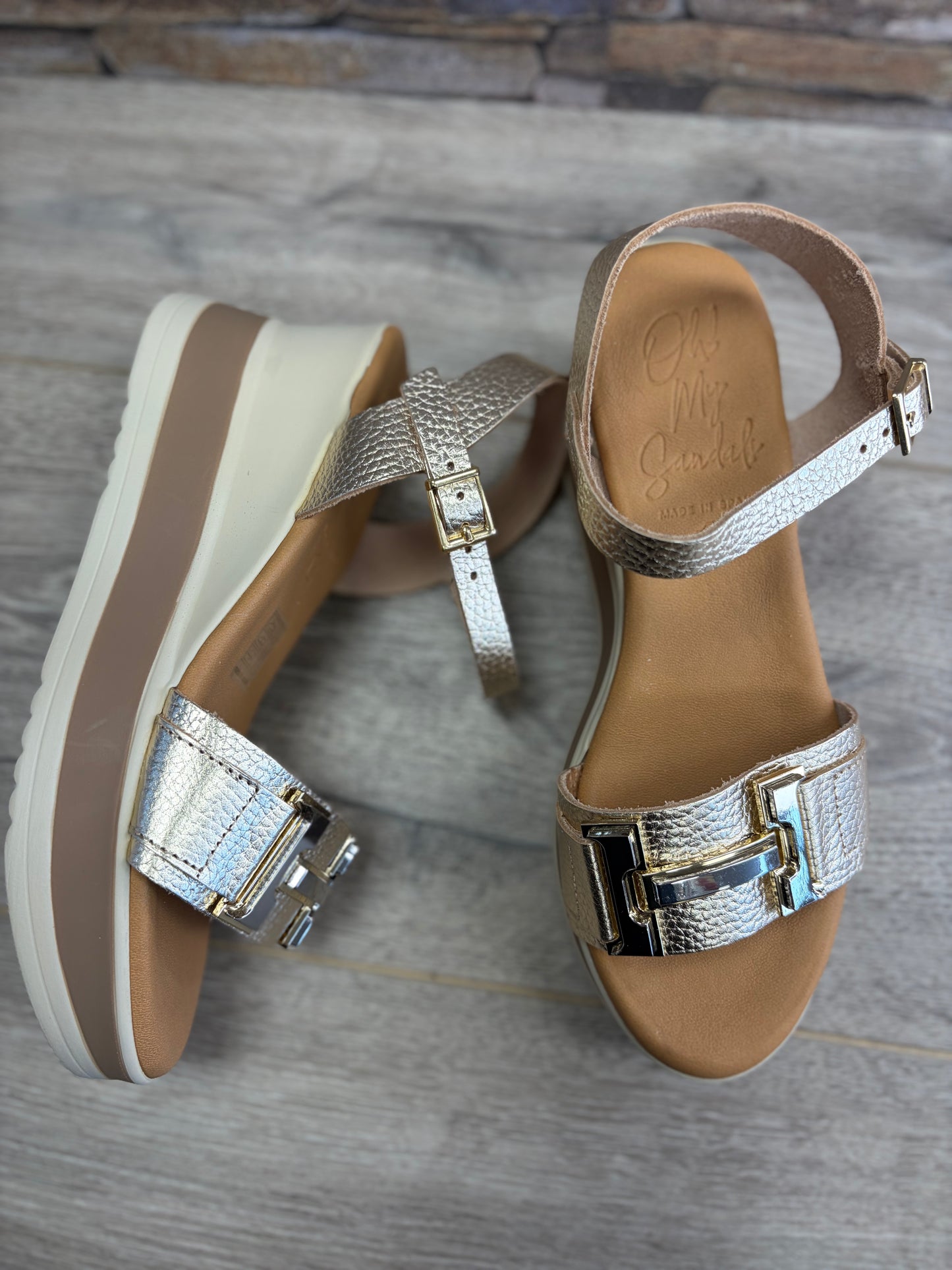 Oh My Sandals - Gold Wedge