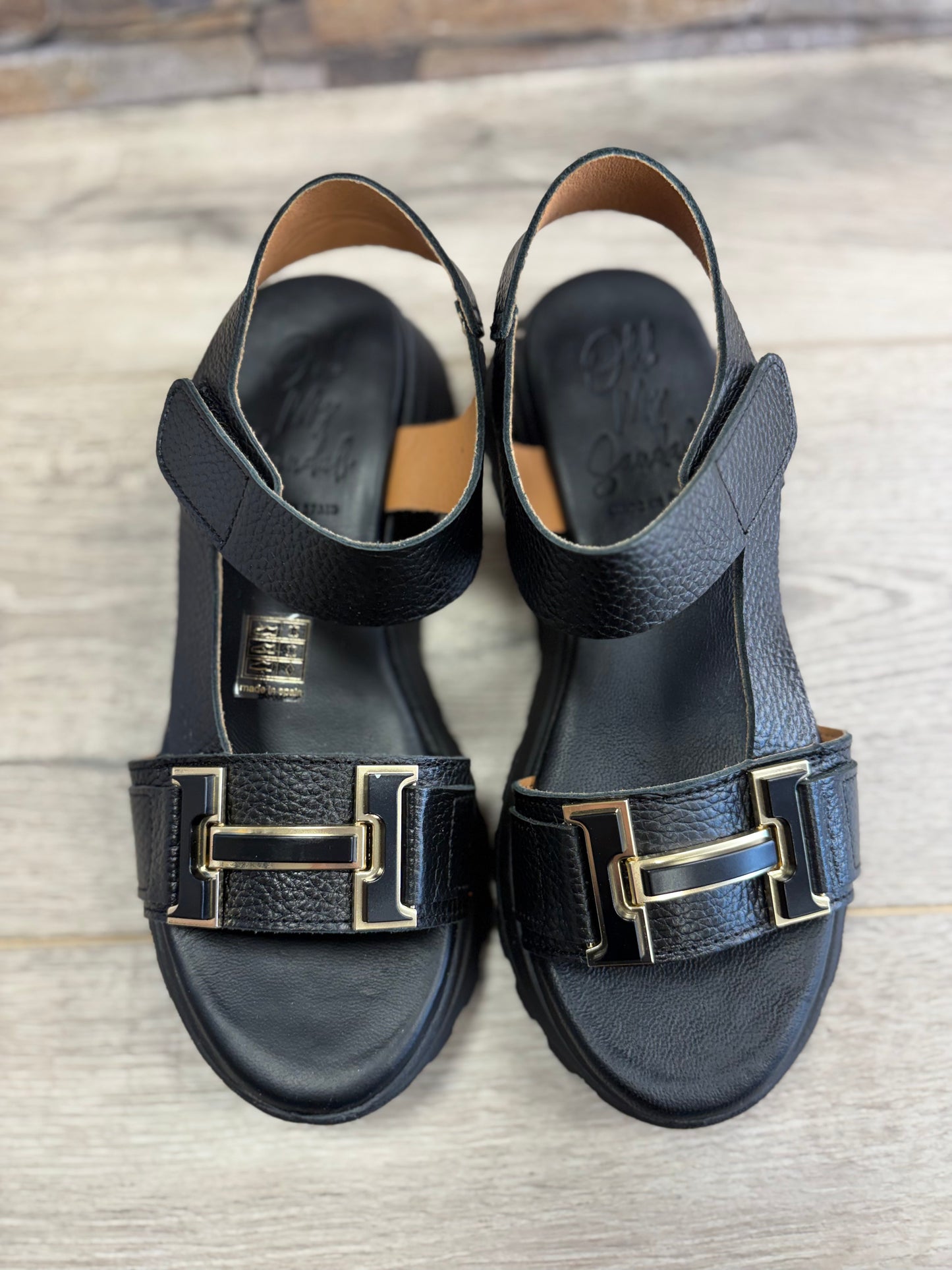 Oh My Sandals - Black Gold Detail Buckle